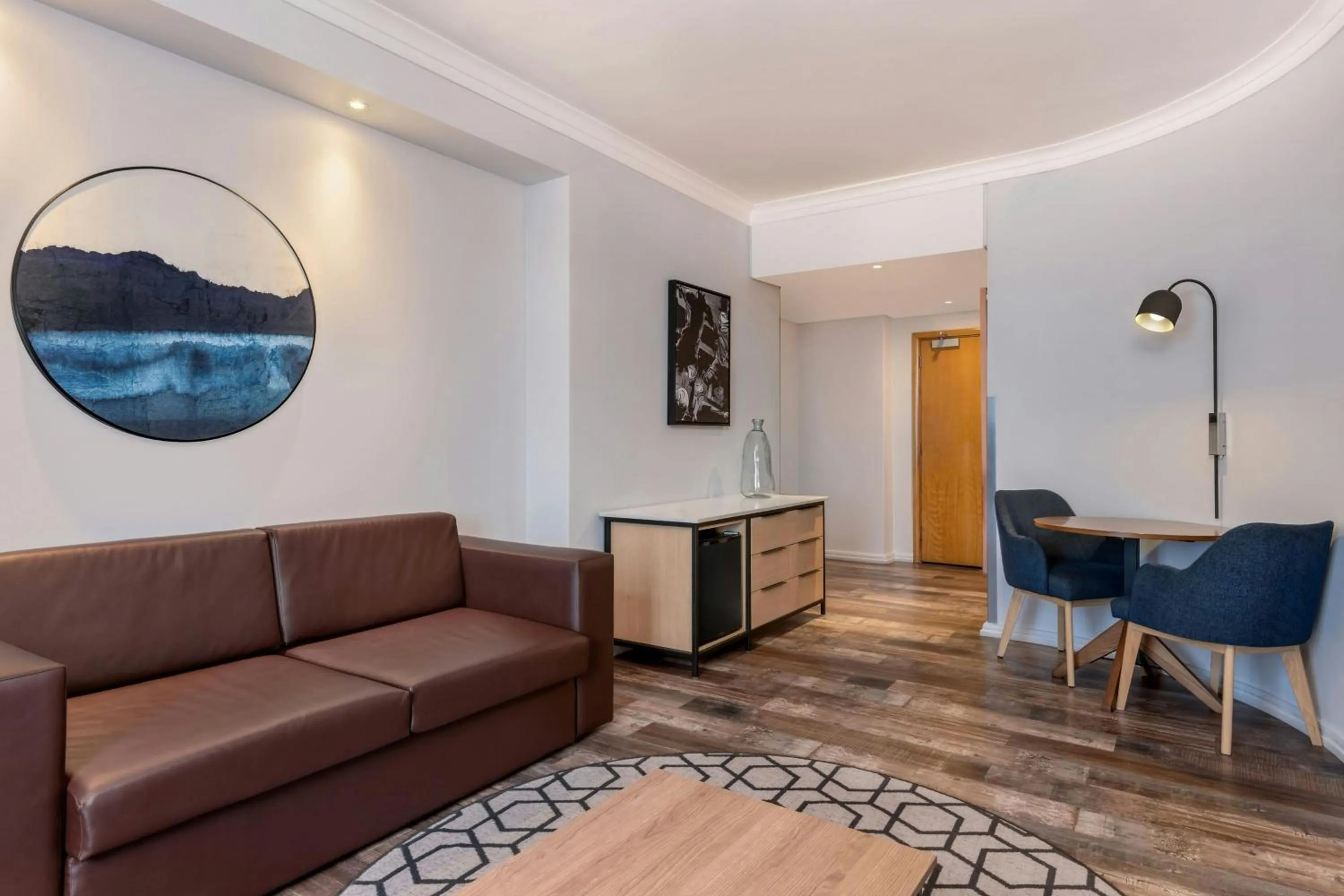 Photo of the whole room in Protea Hotel by Marriott Johannesburg Wanderers