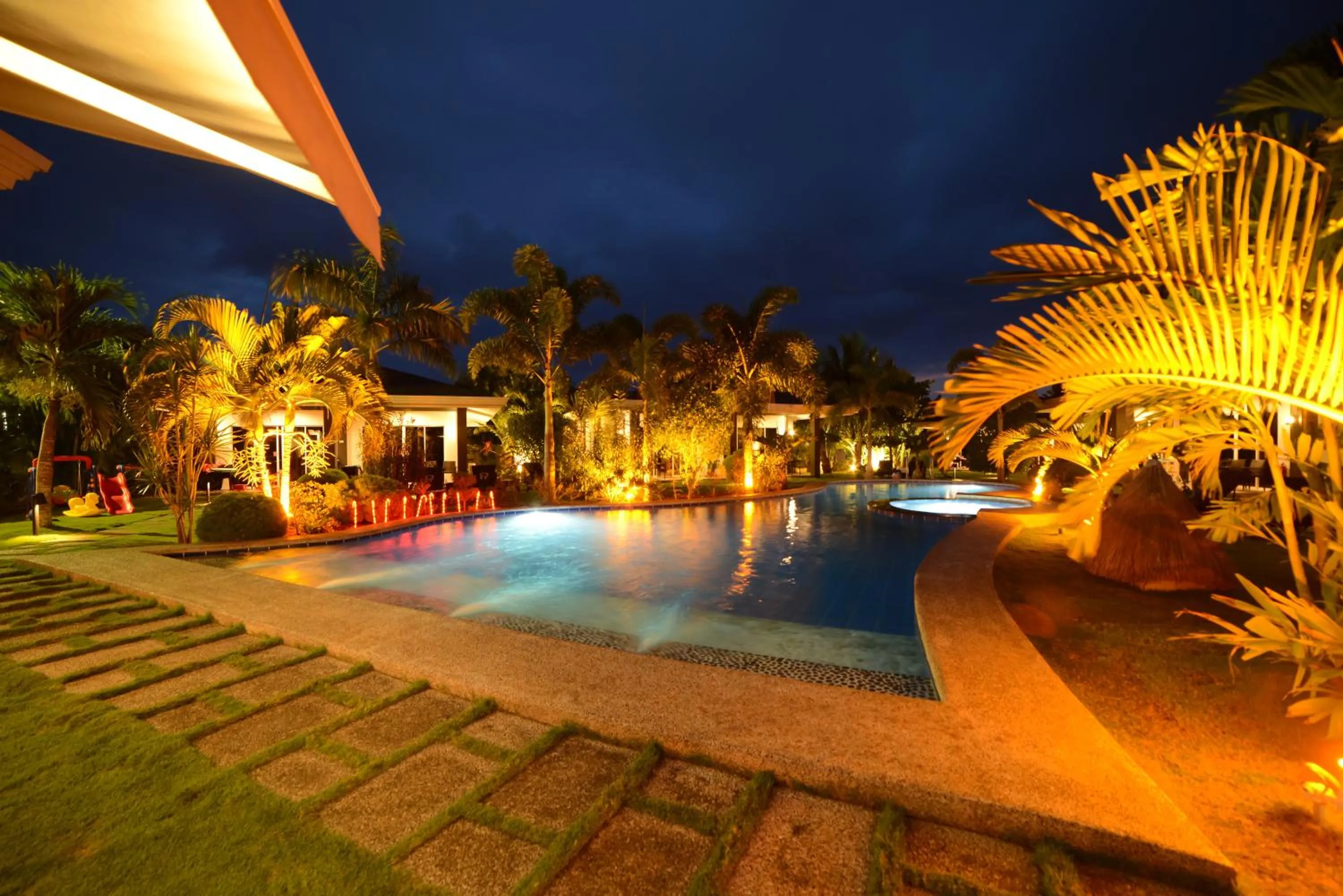 Night in Alona Royal Palm Resort