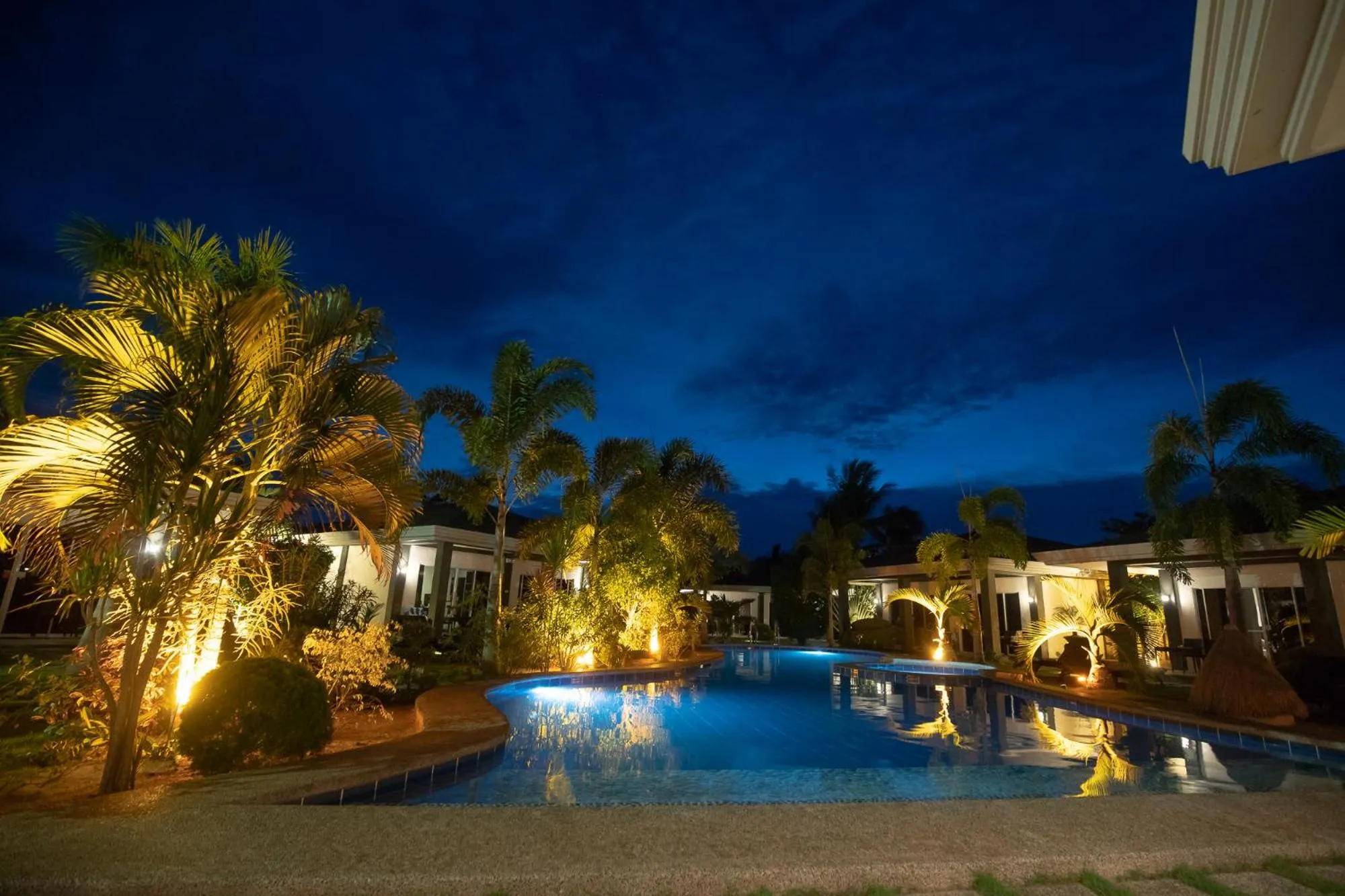 Night in Alona Royal Palm Resort