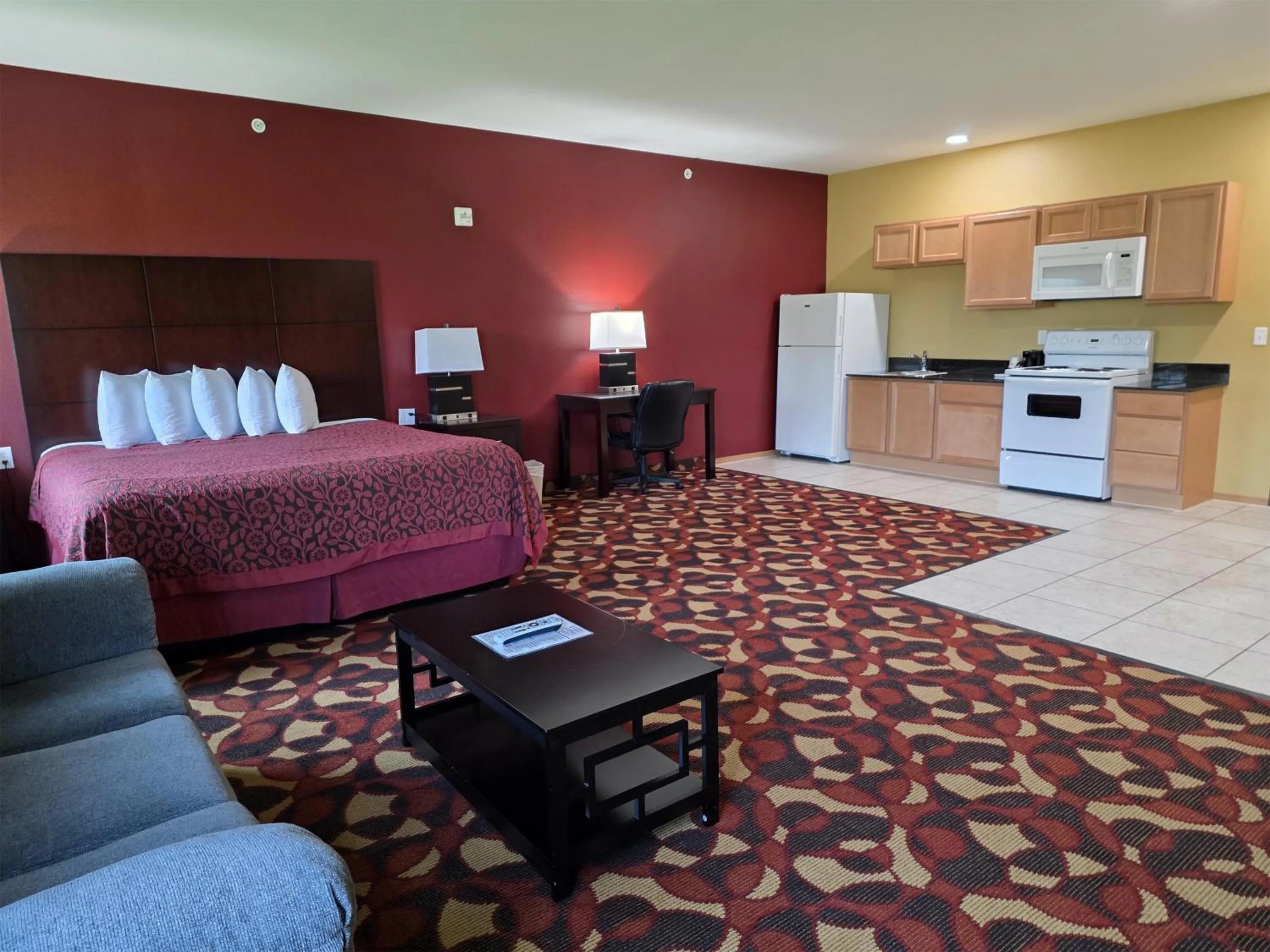 Bedroom in SureStay Studio By Best Western El Dorado