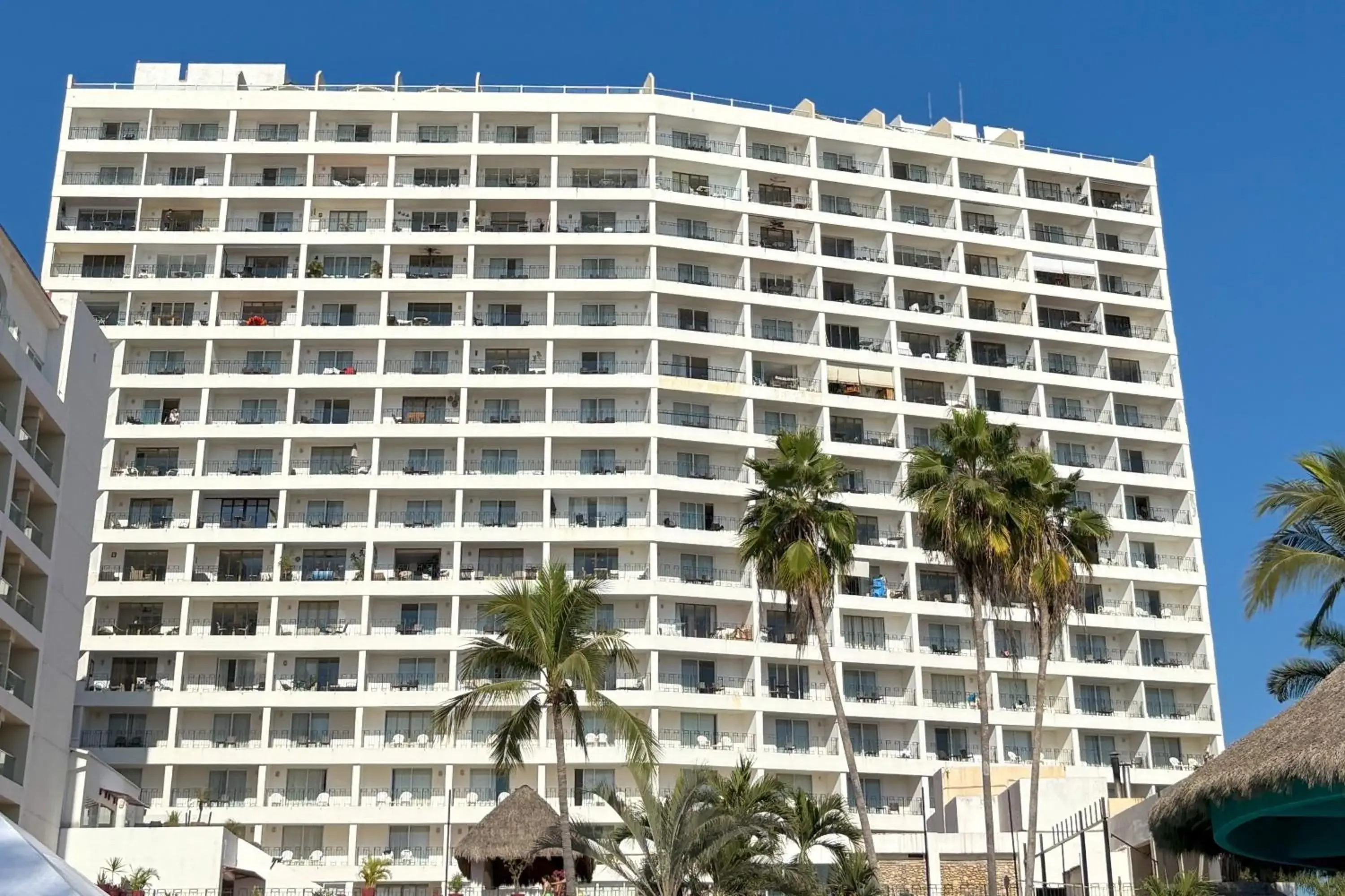 LXHotel Condomar LXHotel Condomar