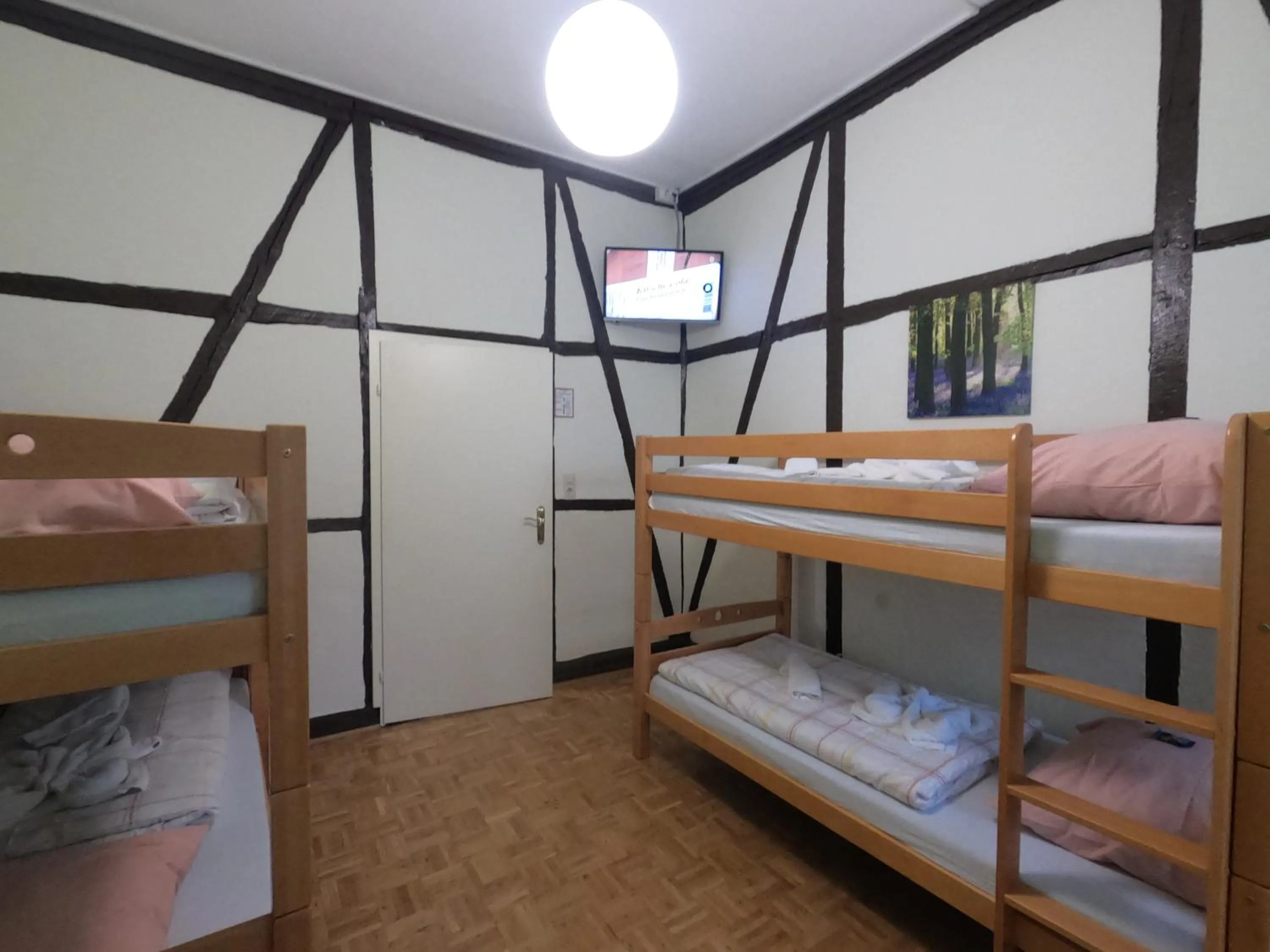 Photo of the whole room, Bed in Hotel Schloss Walbeck