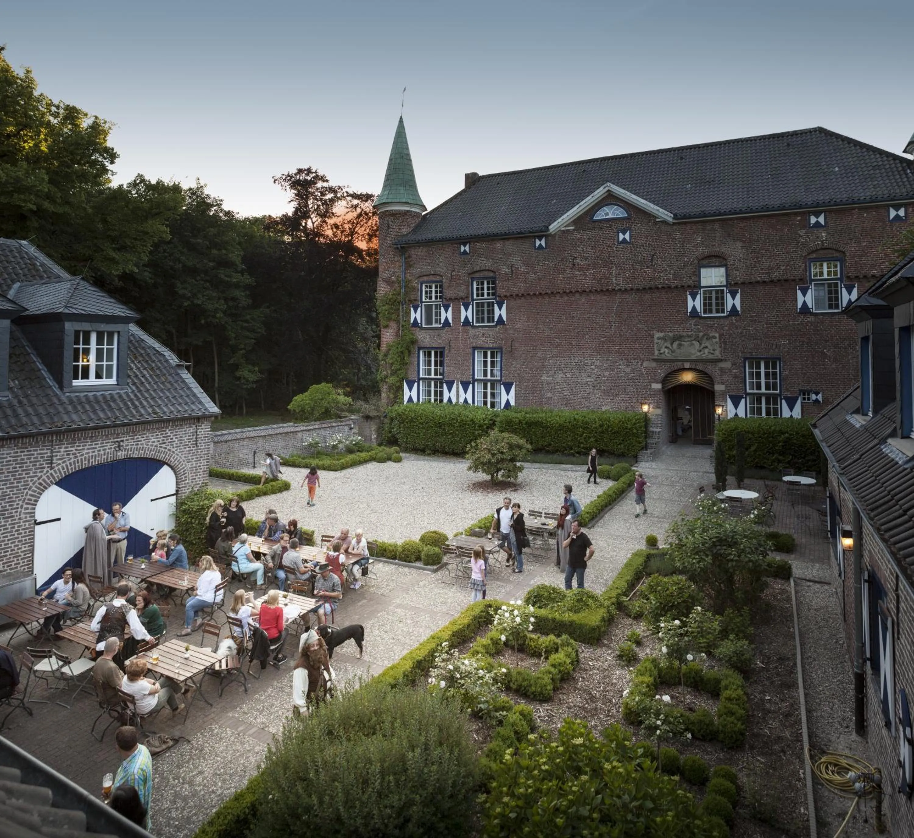 Property building in Hotel Schloss Walbeck