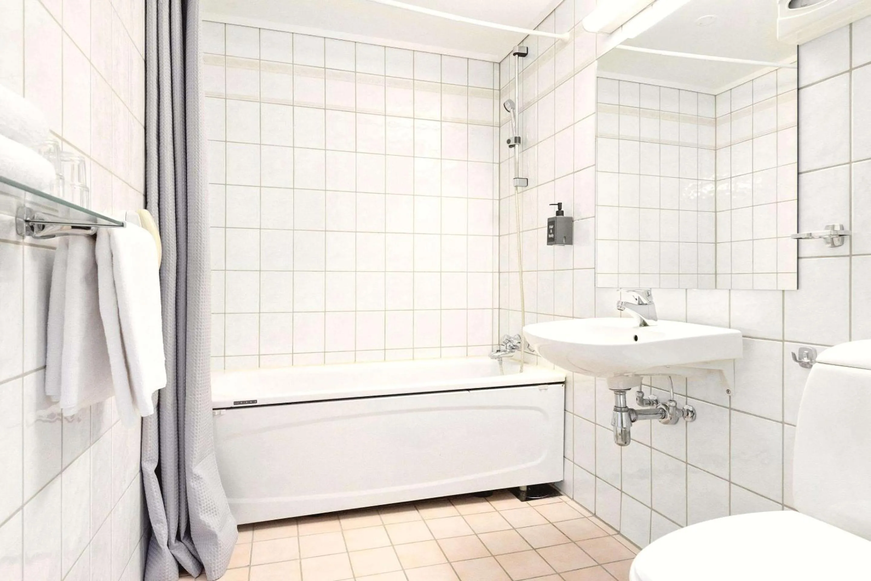 Bedroom in Sure Hotel by Best Western Ole Tobias