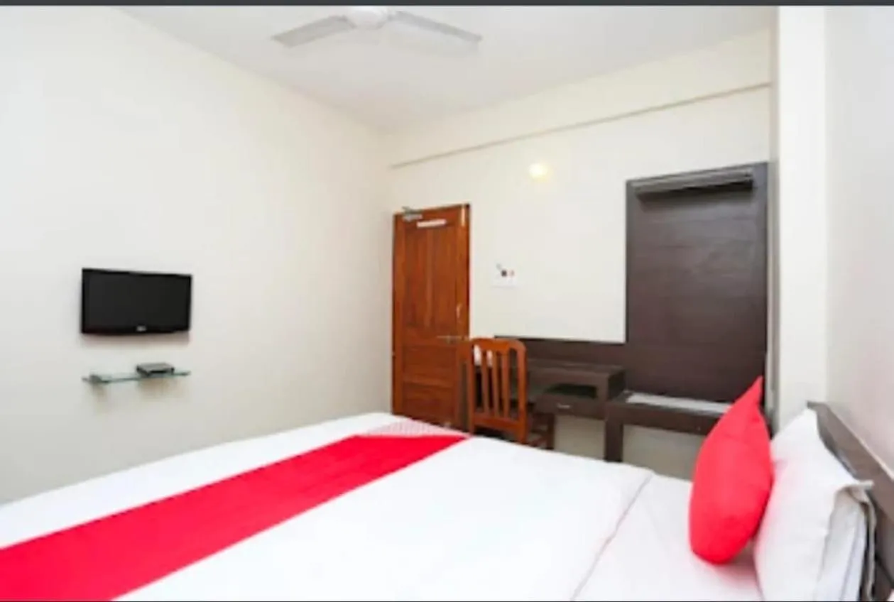 Bed in Hotel Vijay Palace