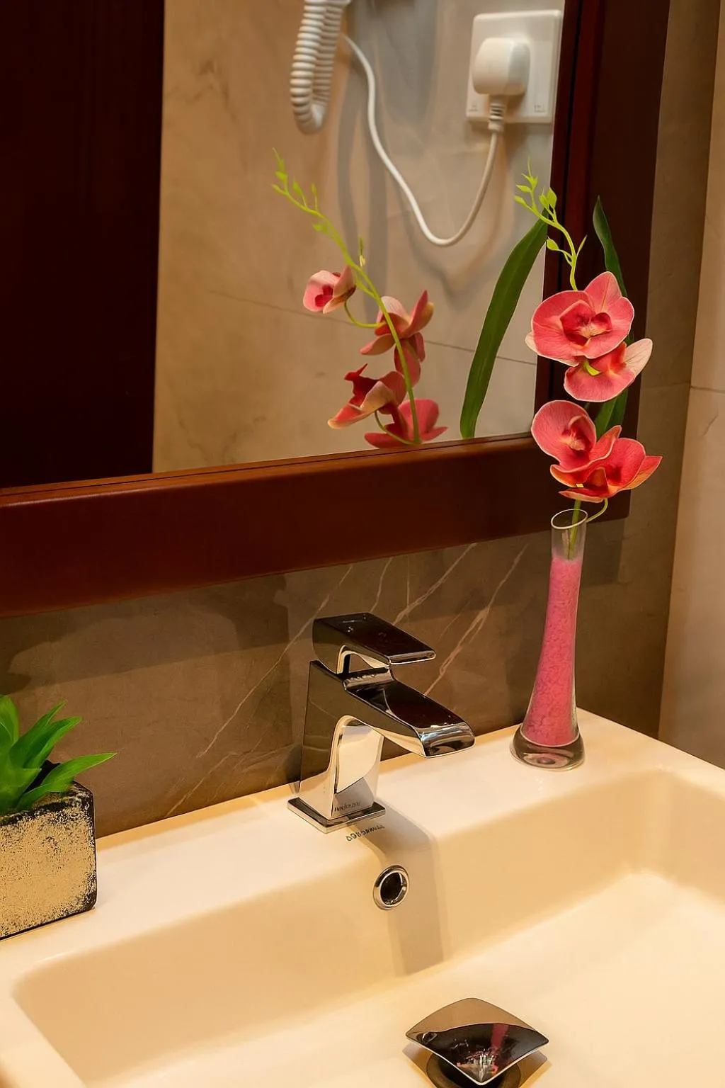 Bathroom in Heaven Breeze Hotel Ella