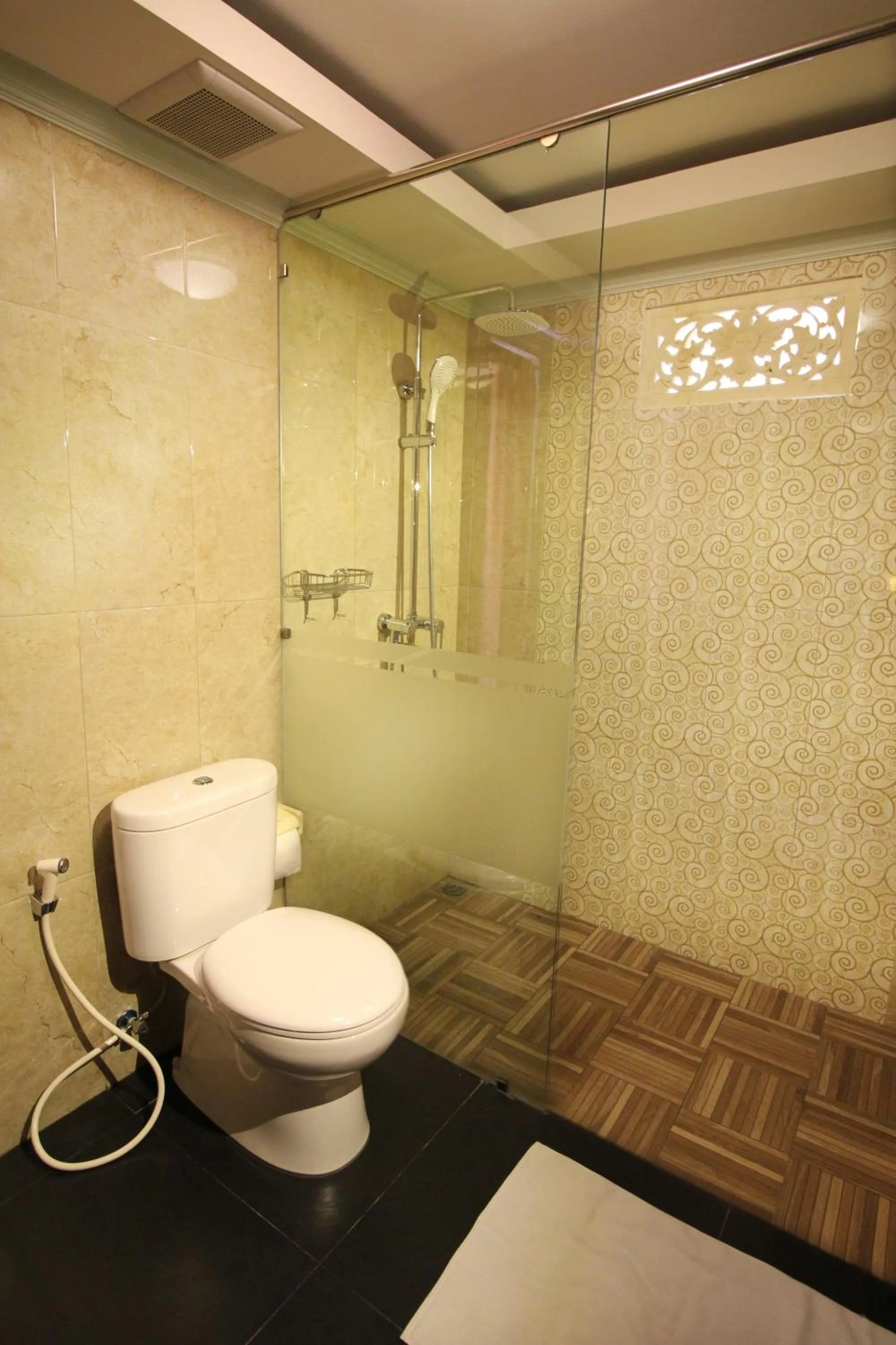 Shower in Jepun Bali Hotel