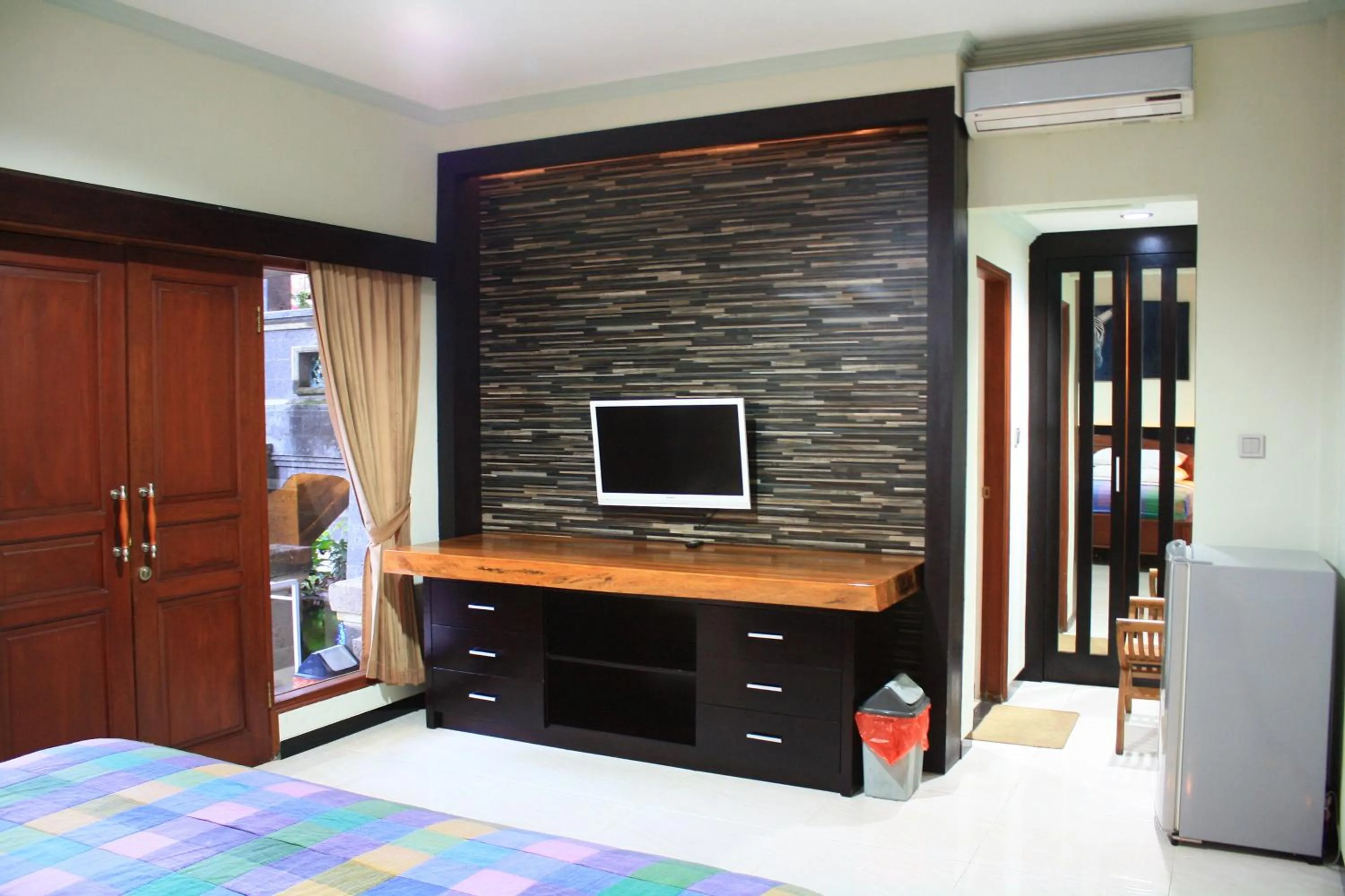 TV and multimedia, Bed in Jepun Bali Hotel