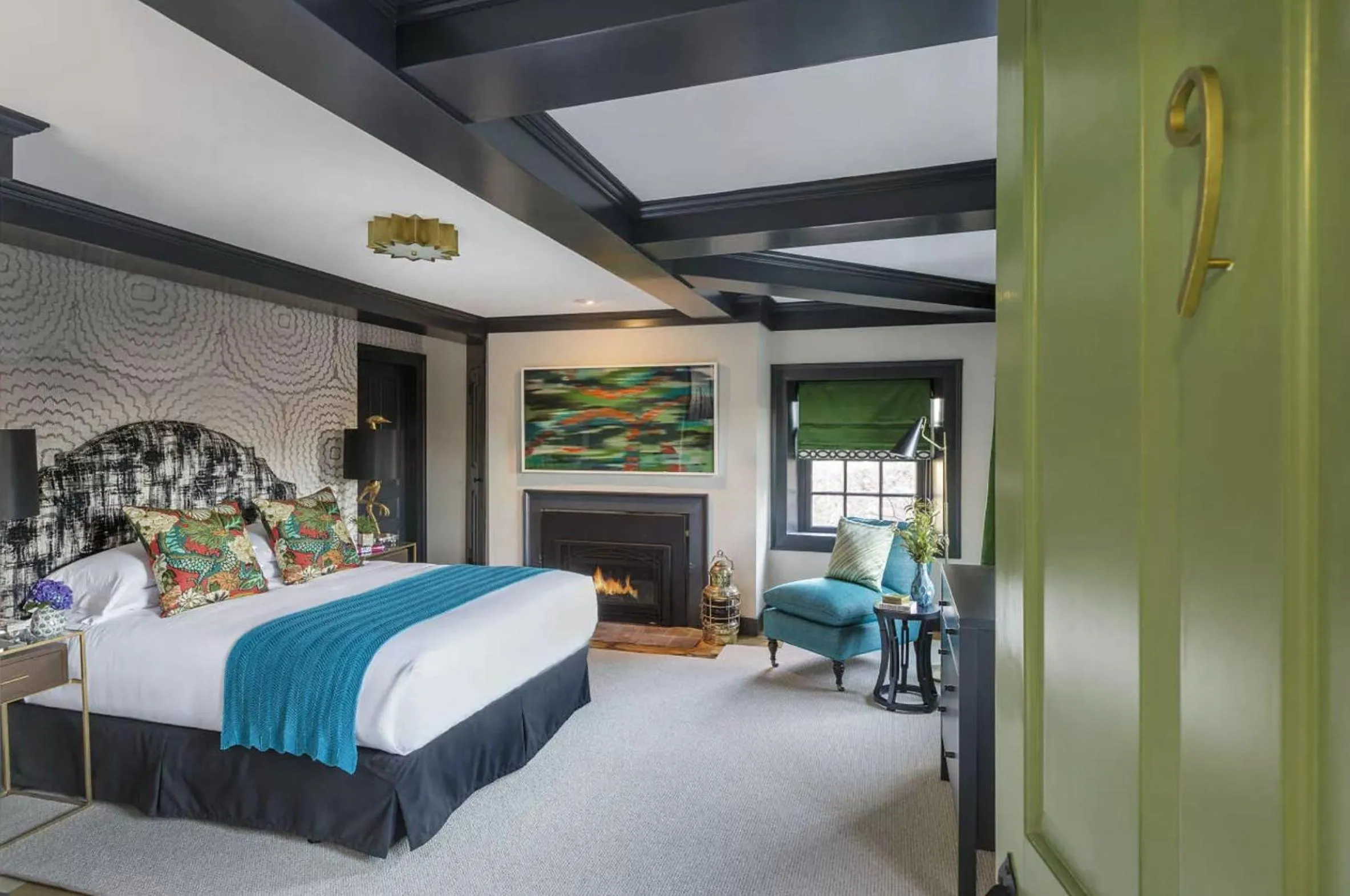 Bedroom, Bed in The Merchant