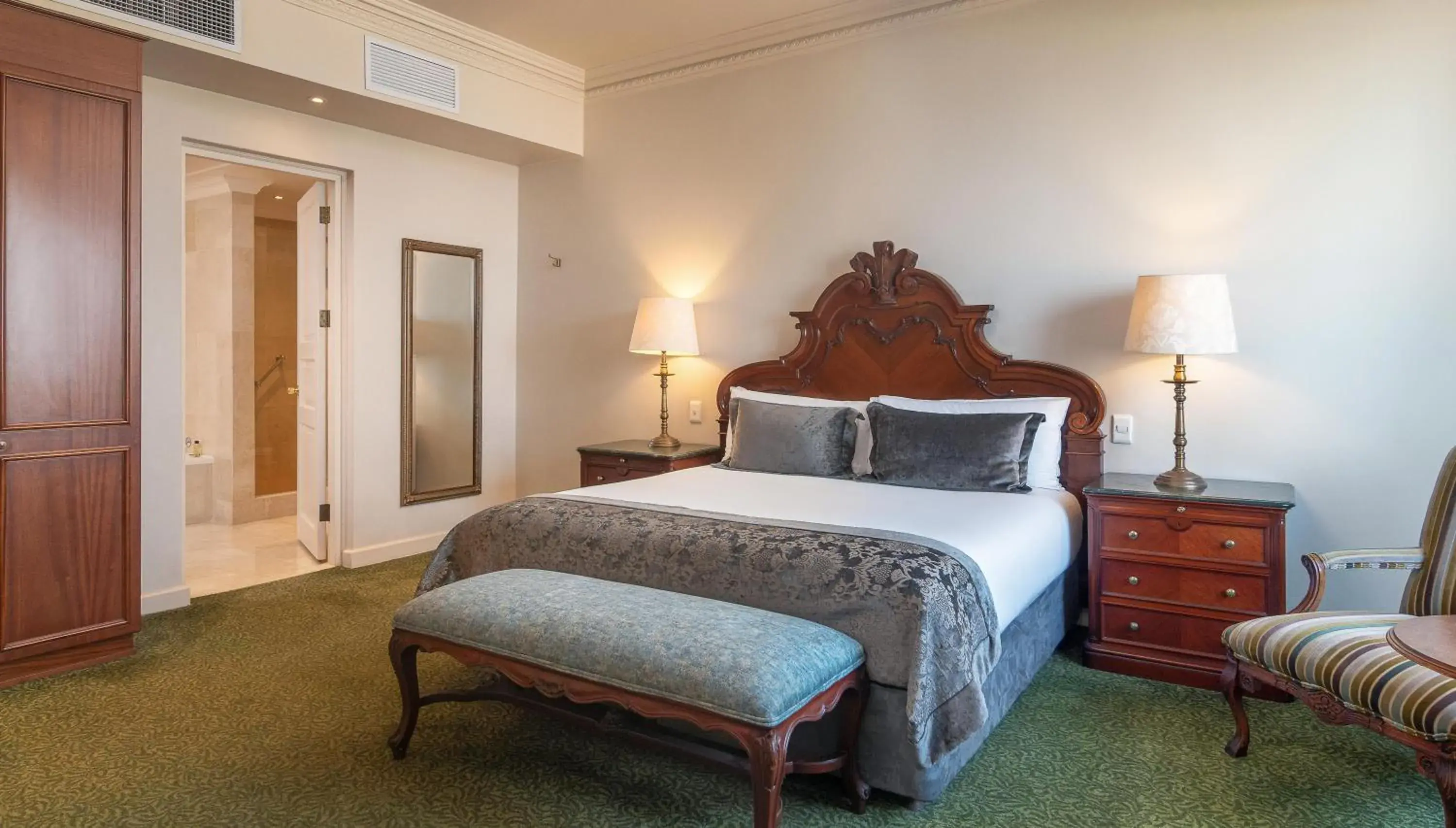 Presidential Suite in The Edward Presidential Suite in The Edward