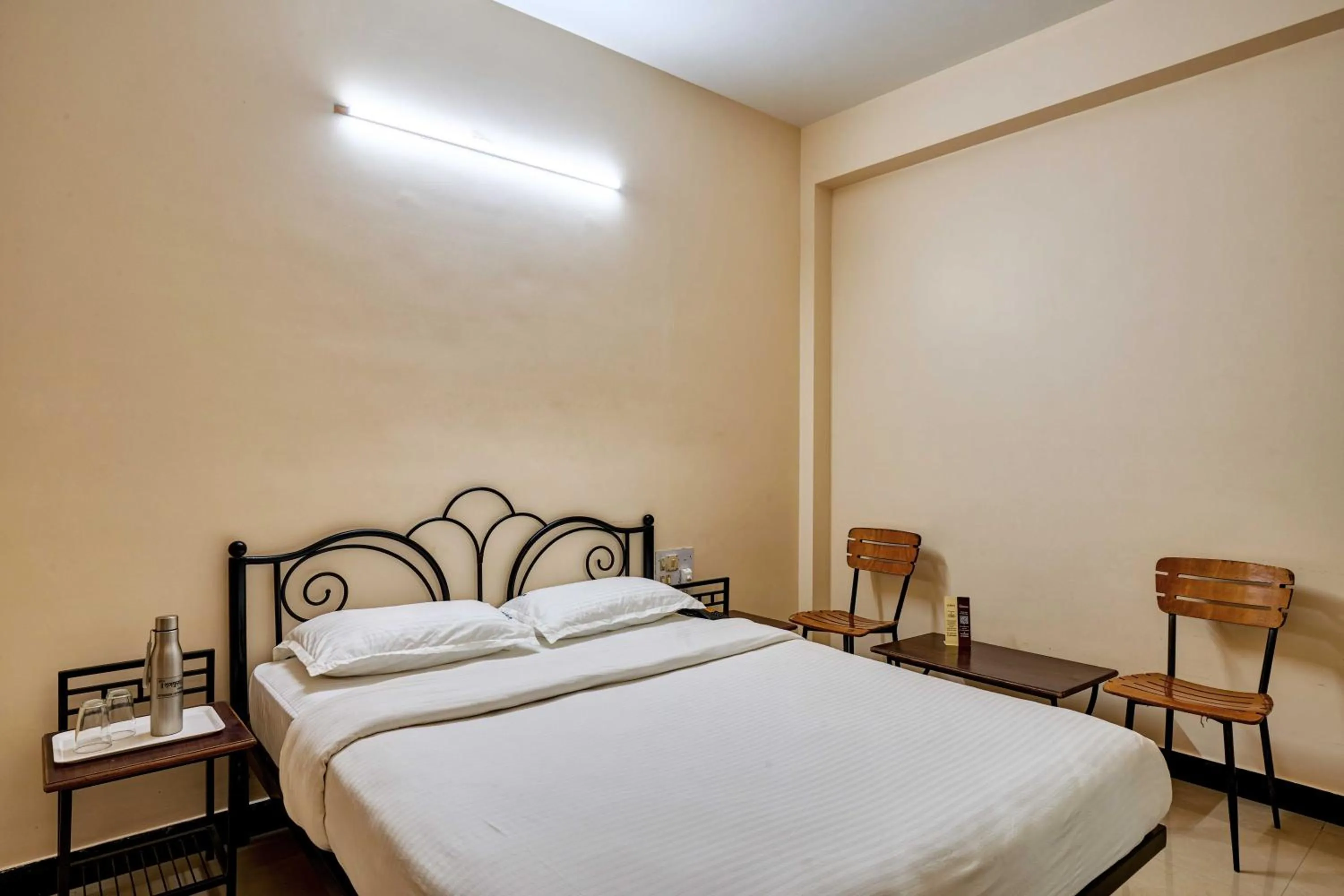 Bed in Hotel Rajpurush