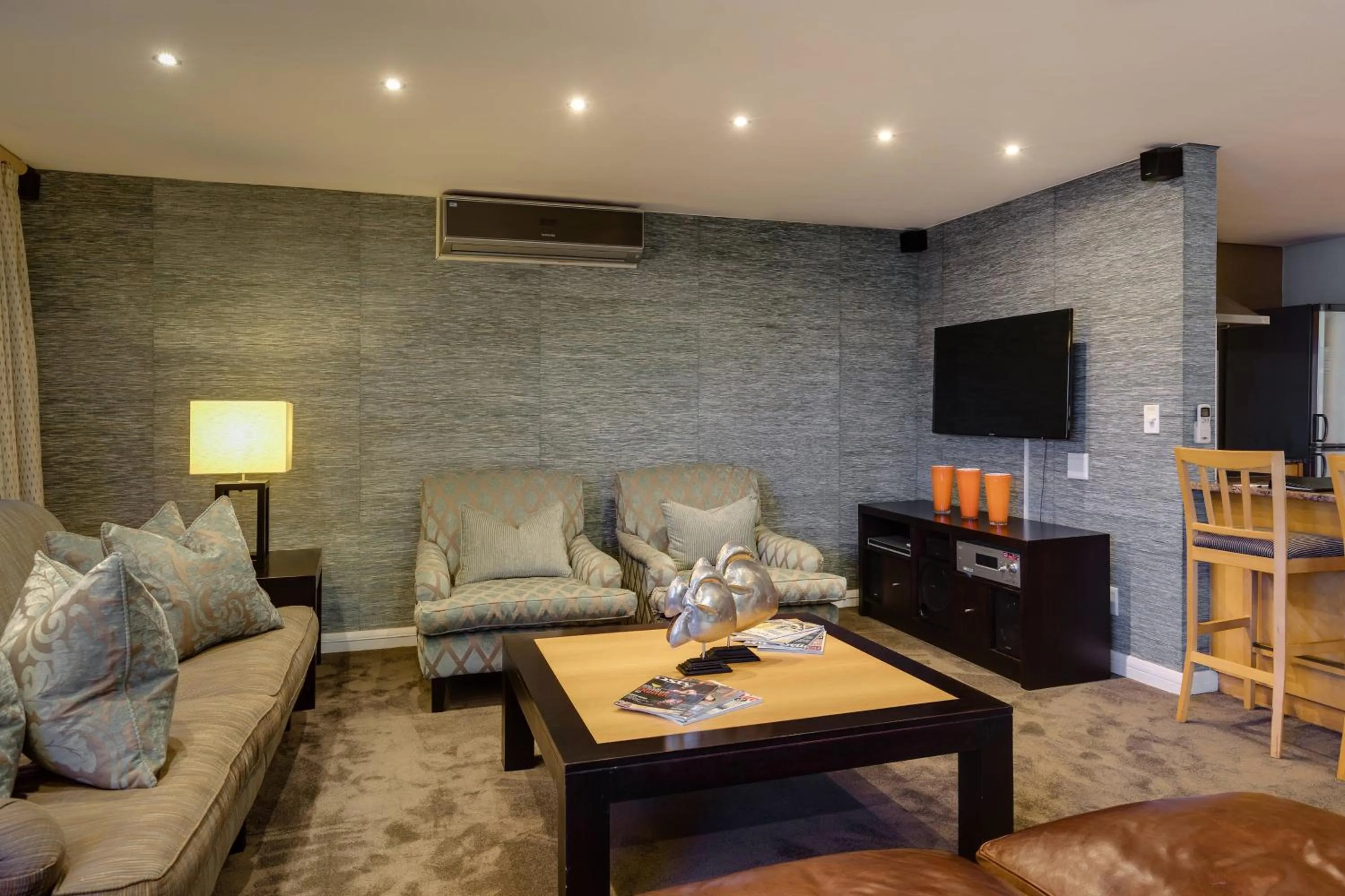 Living room in Protea Hotel by Marriott Knysna Quays