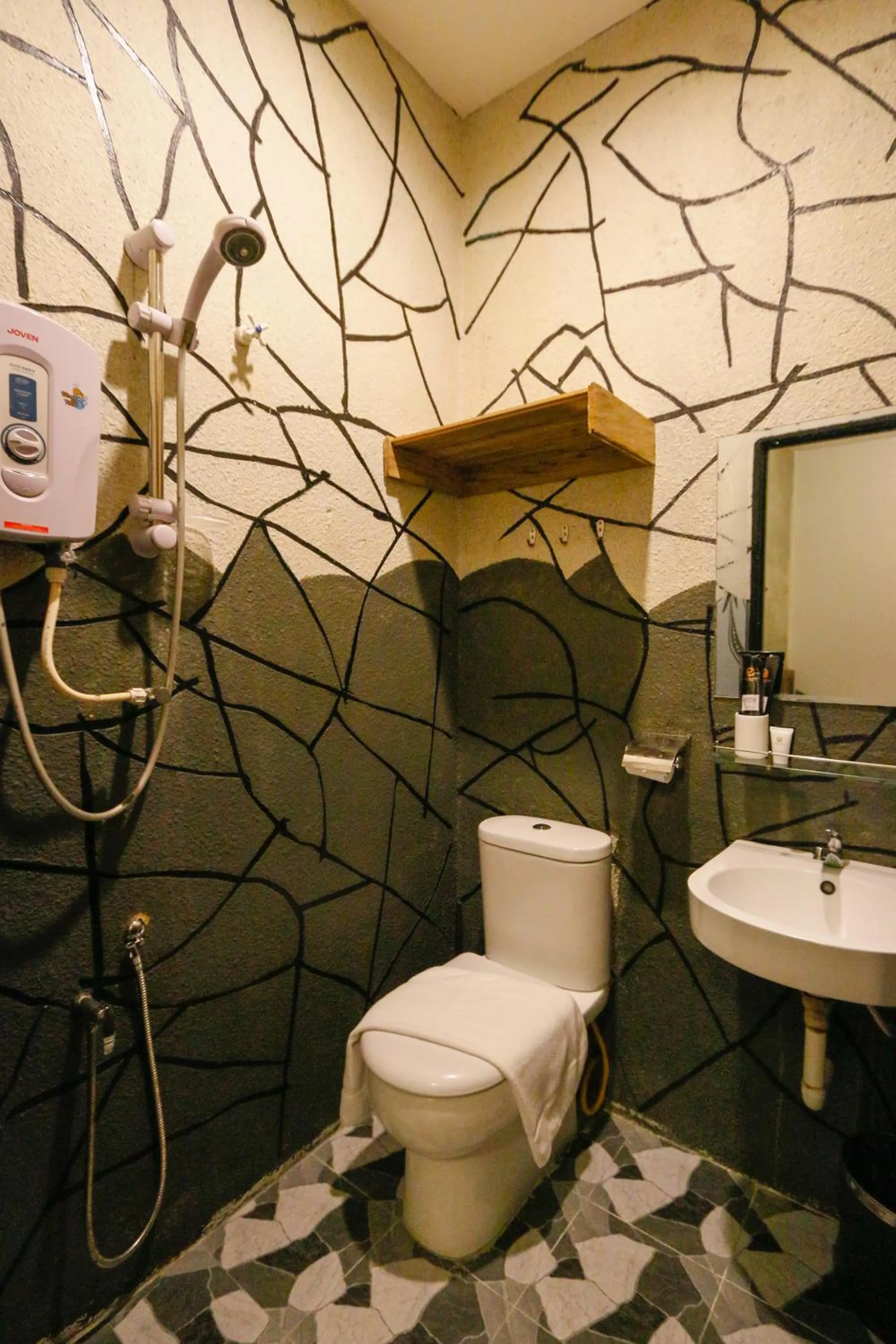 Toilet in Anggun Hotel