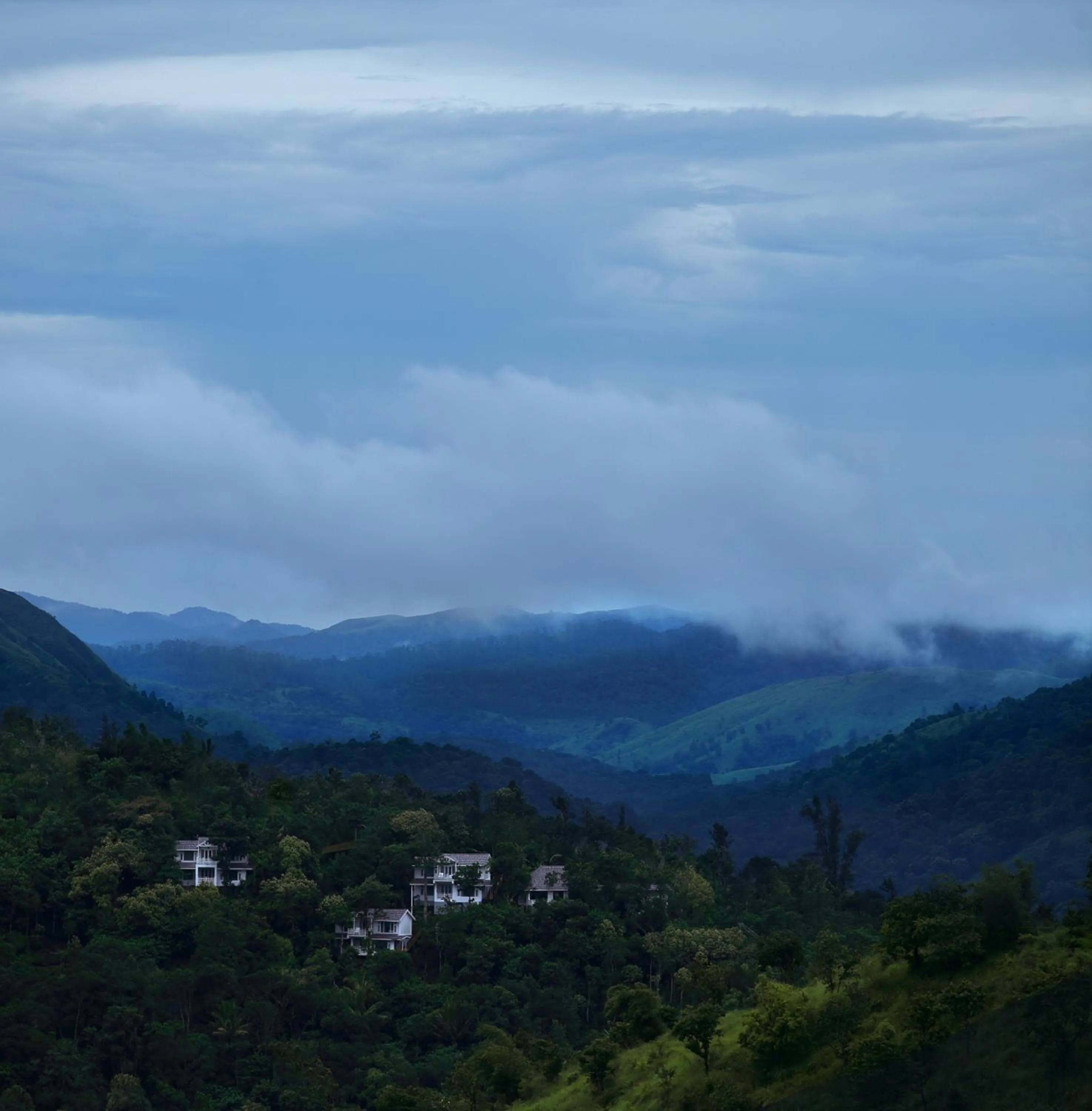 Natural landscape in Hills & Hues