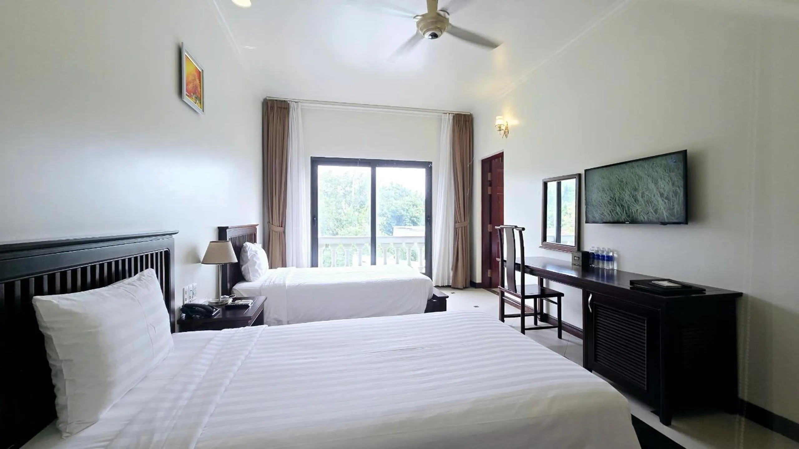 View (from property/room), Bed in Praha Hotel