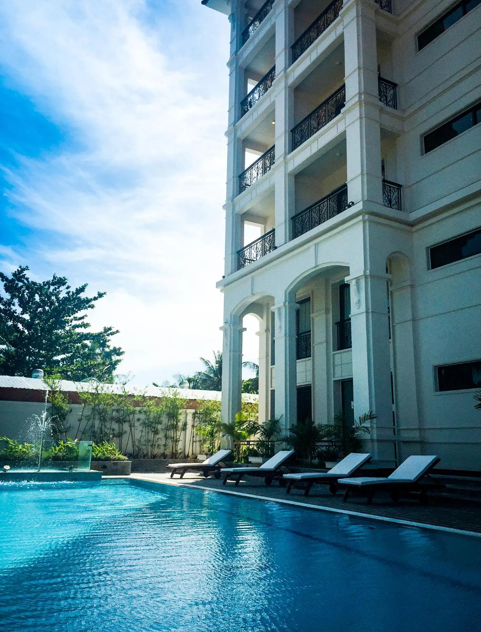 Swimming pool in Praha Hotel
