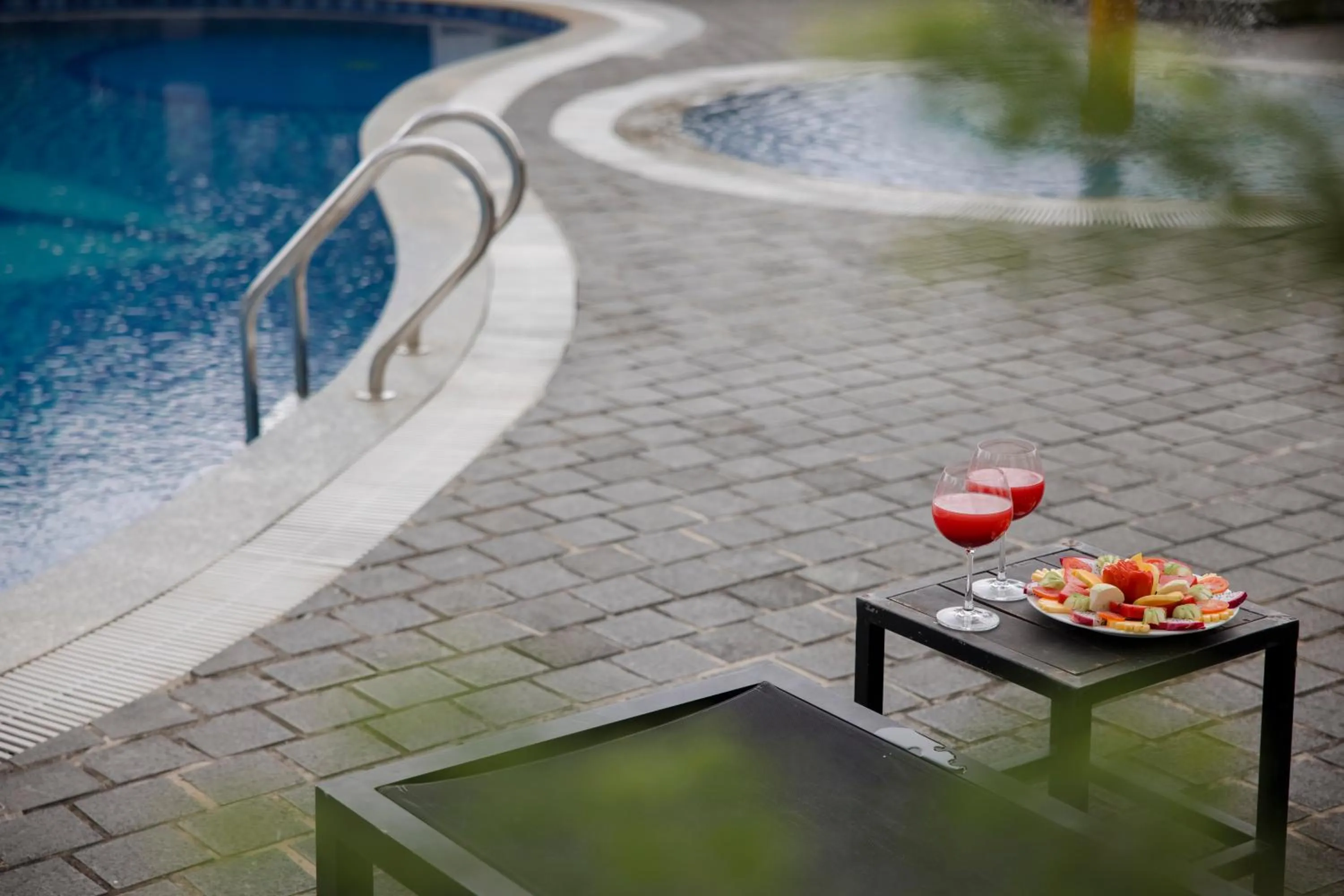 Swimming pool in Praha Hotel