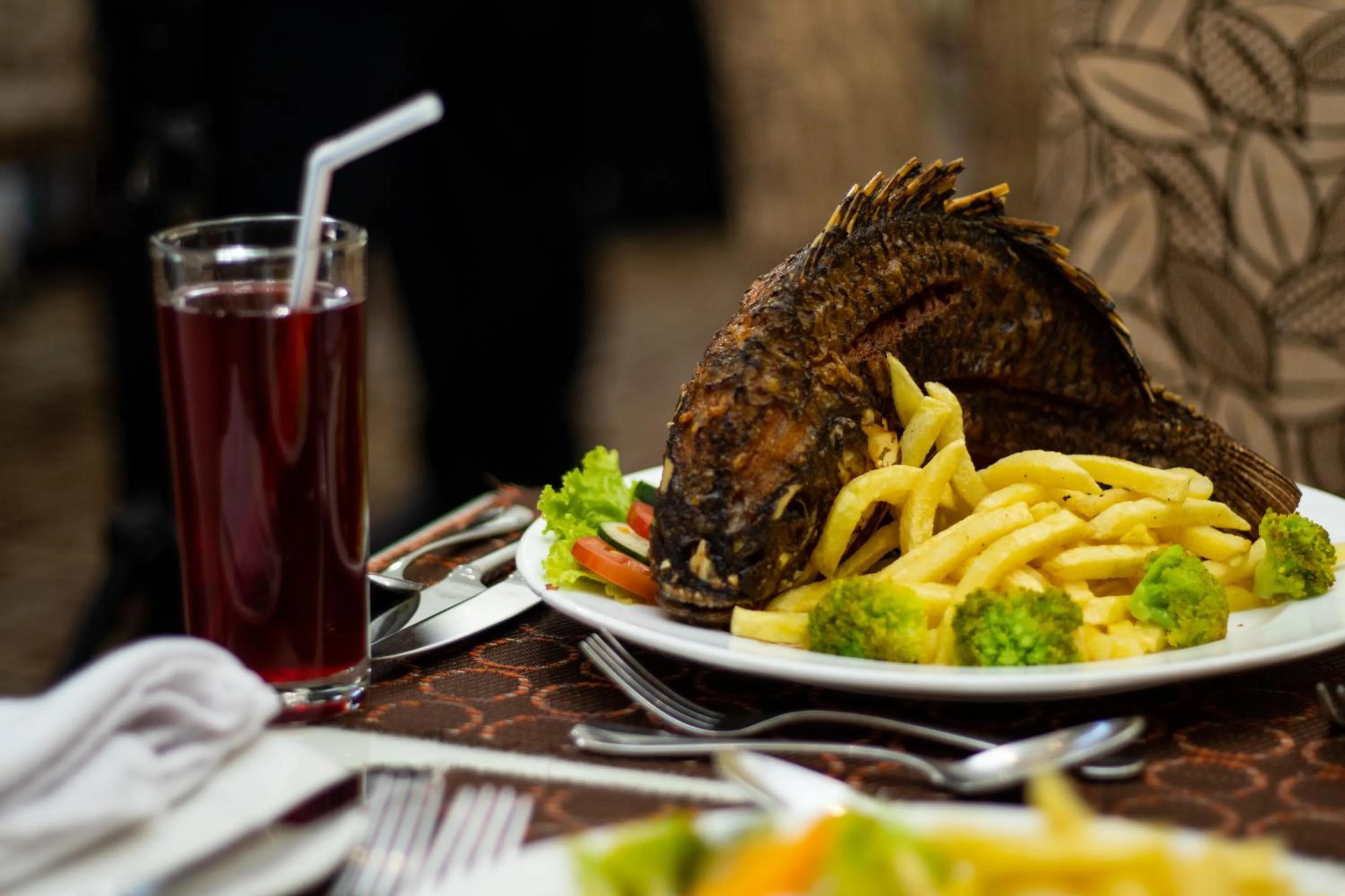 Restaurant/places to eat in Gold Crest Hotel - Arusha