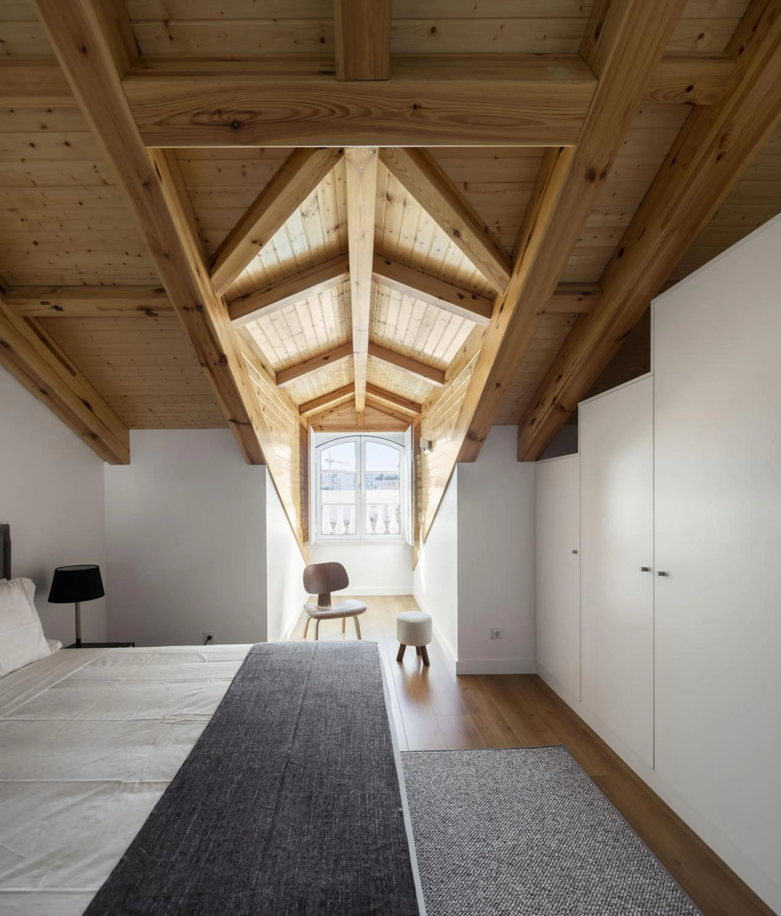 Bedroom, Bed in Lisbon Serviced Apartments - Baixa Castelo