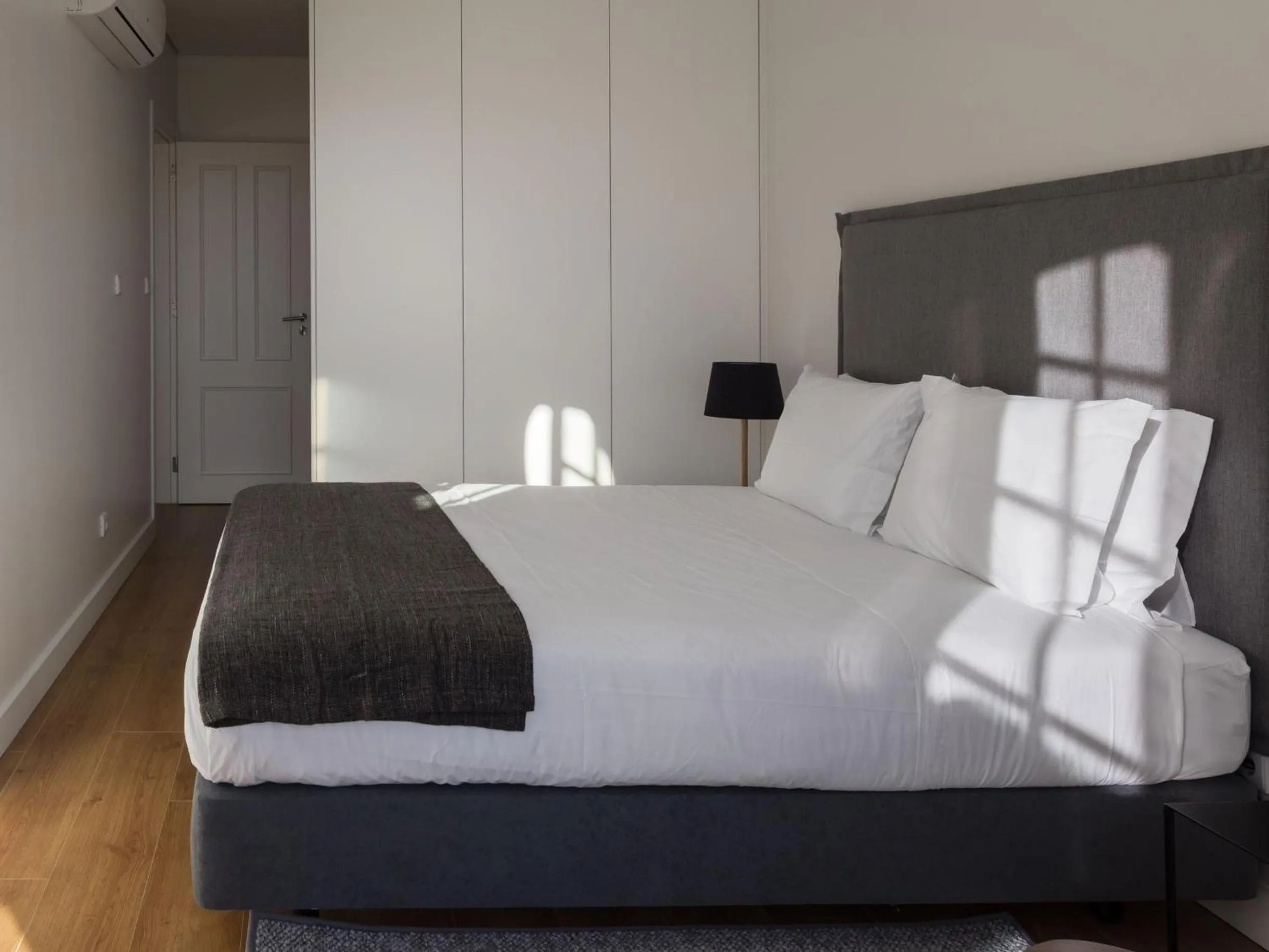 Bedroom, Bed in LSA Baixa Castelo by Numa