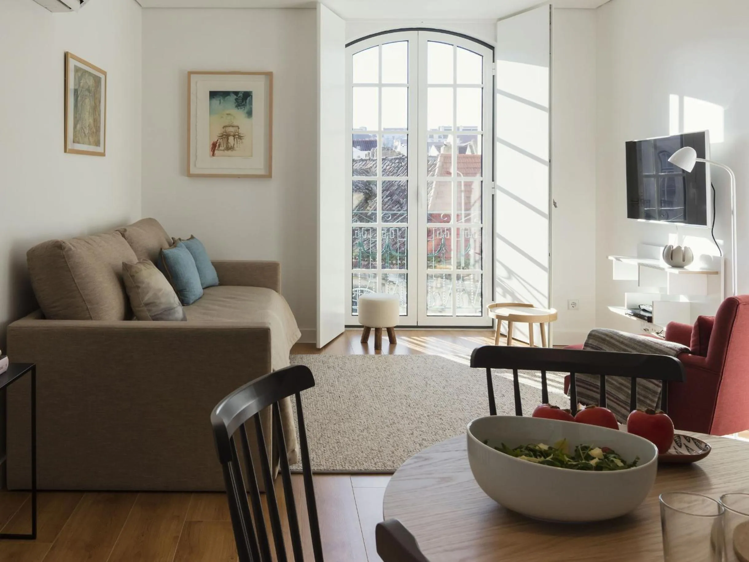 Living room in LSA Baixa Castelo by Numa