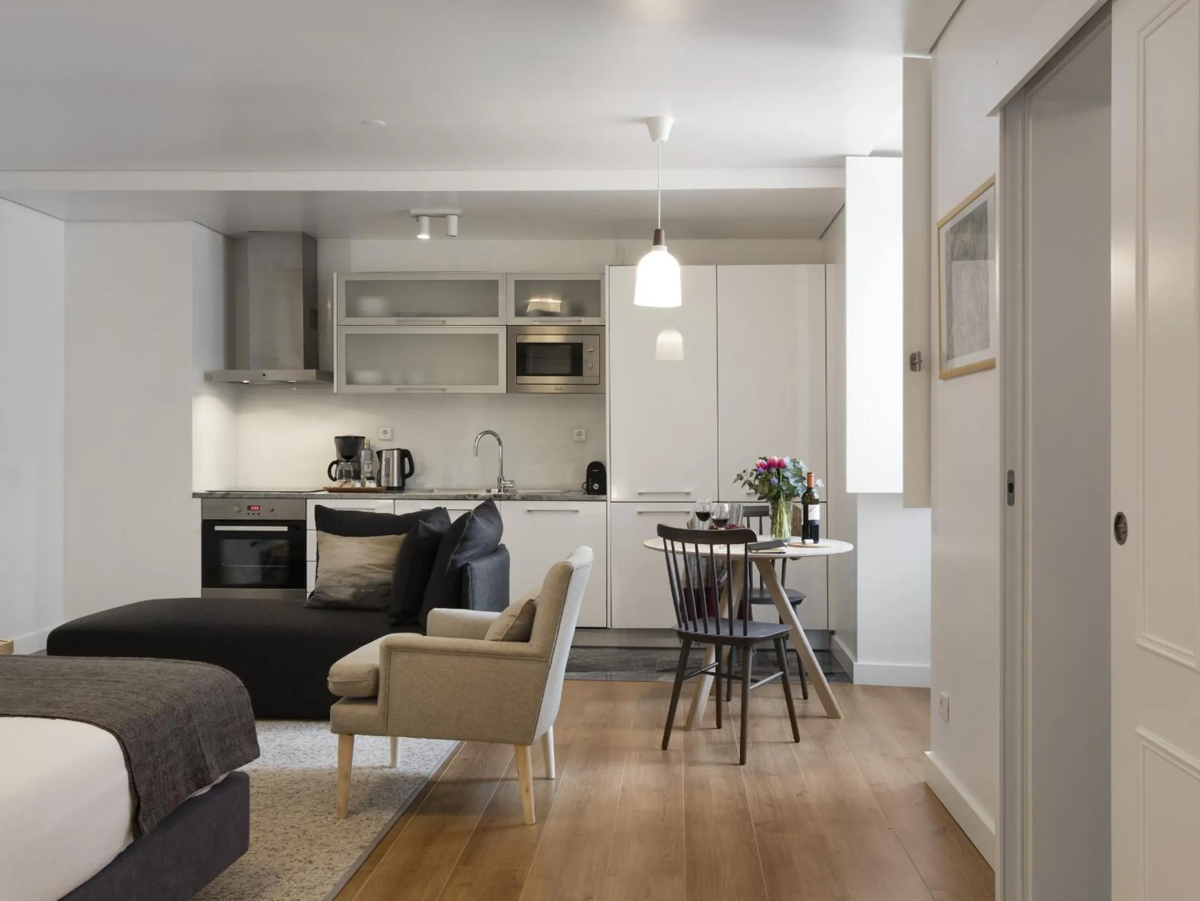 Kitchen or kitchenette in LSA Baixa Castelo by Numa