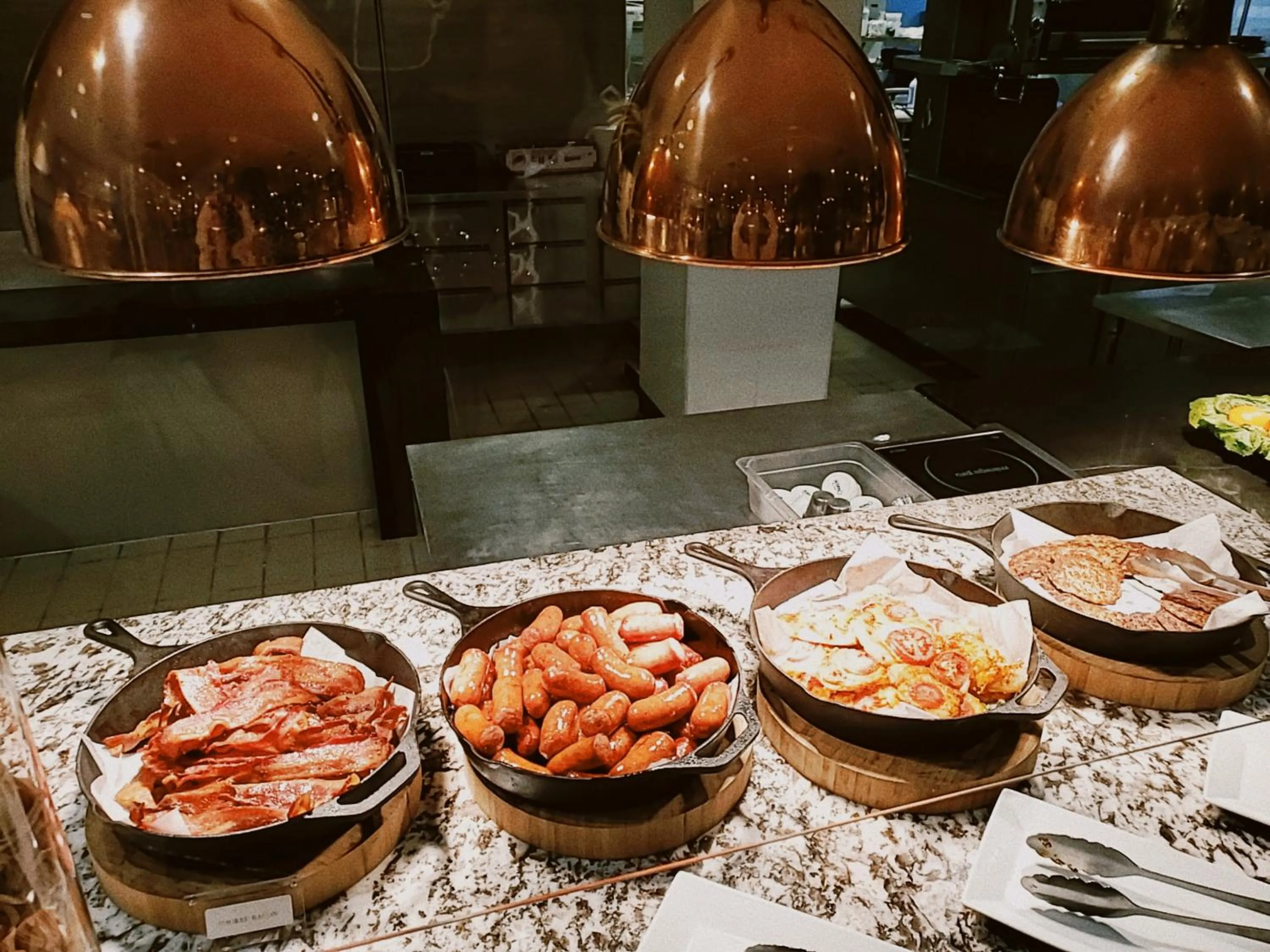 Restaurant/places to eat in Guam Plaza Resort