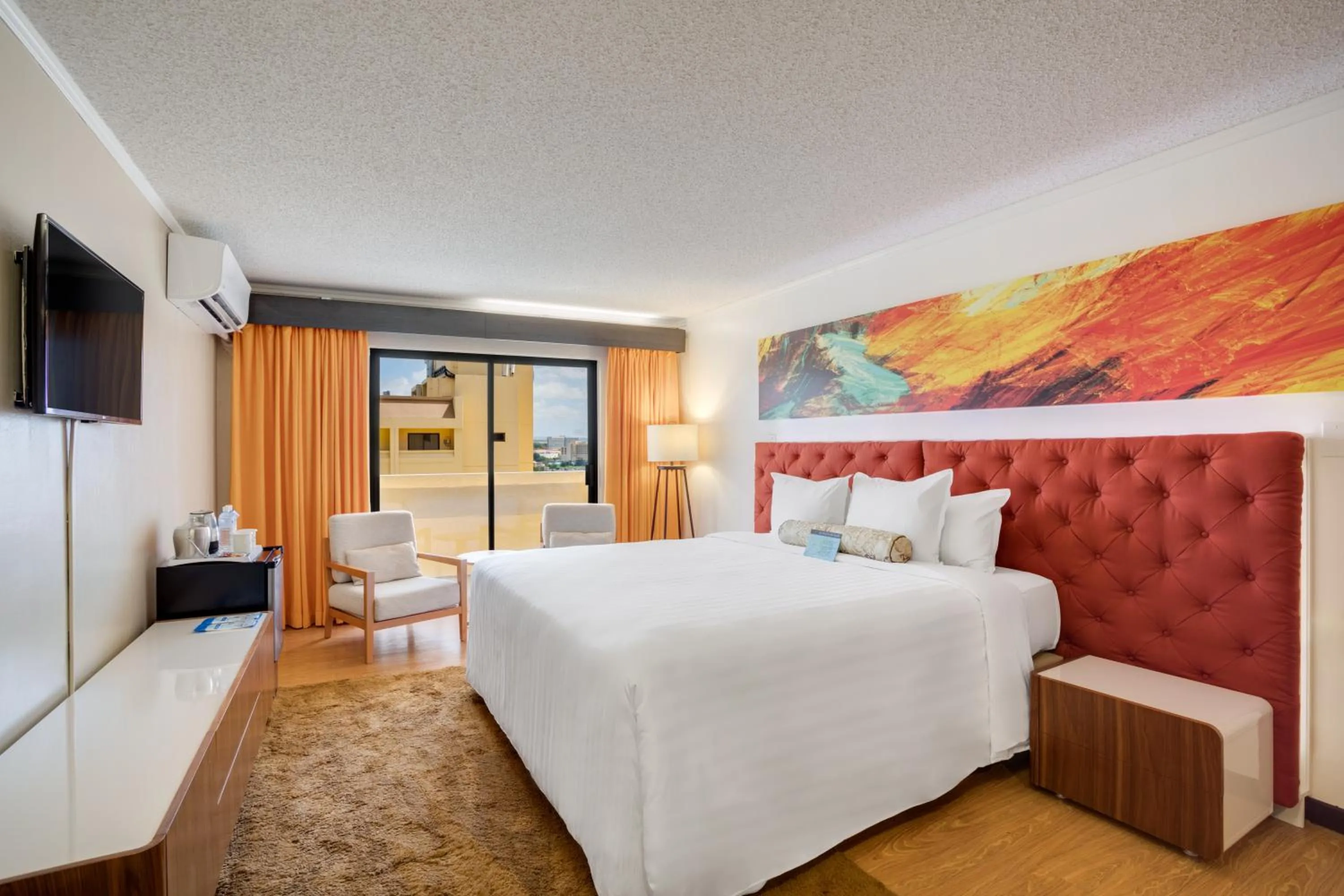 Bed in Guam Plaza Resort