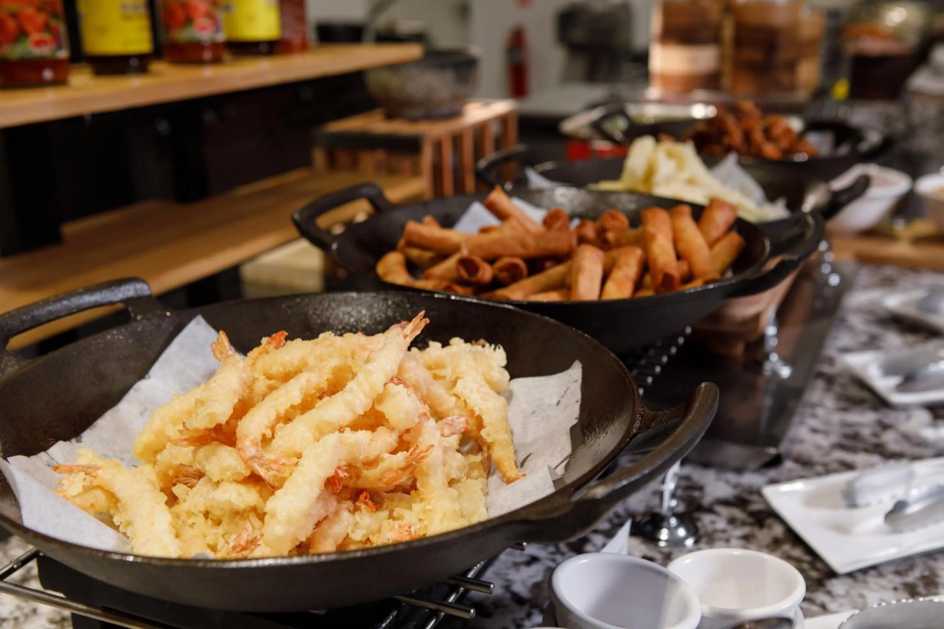 Restaurant/places to eat in Guam Plaza Resort