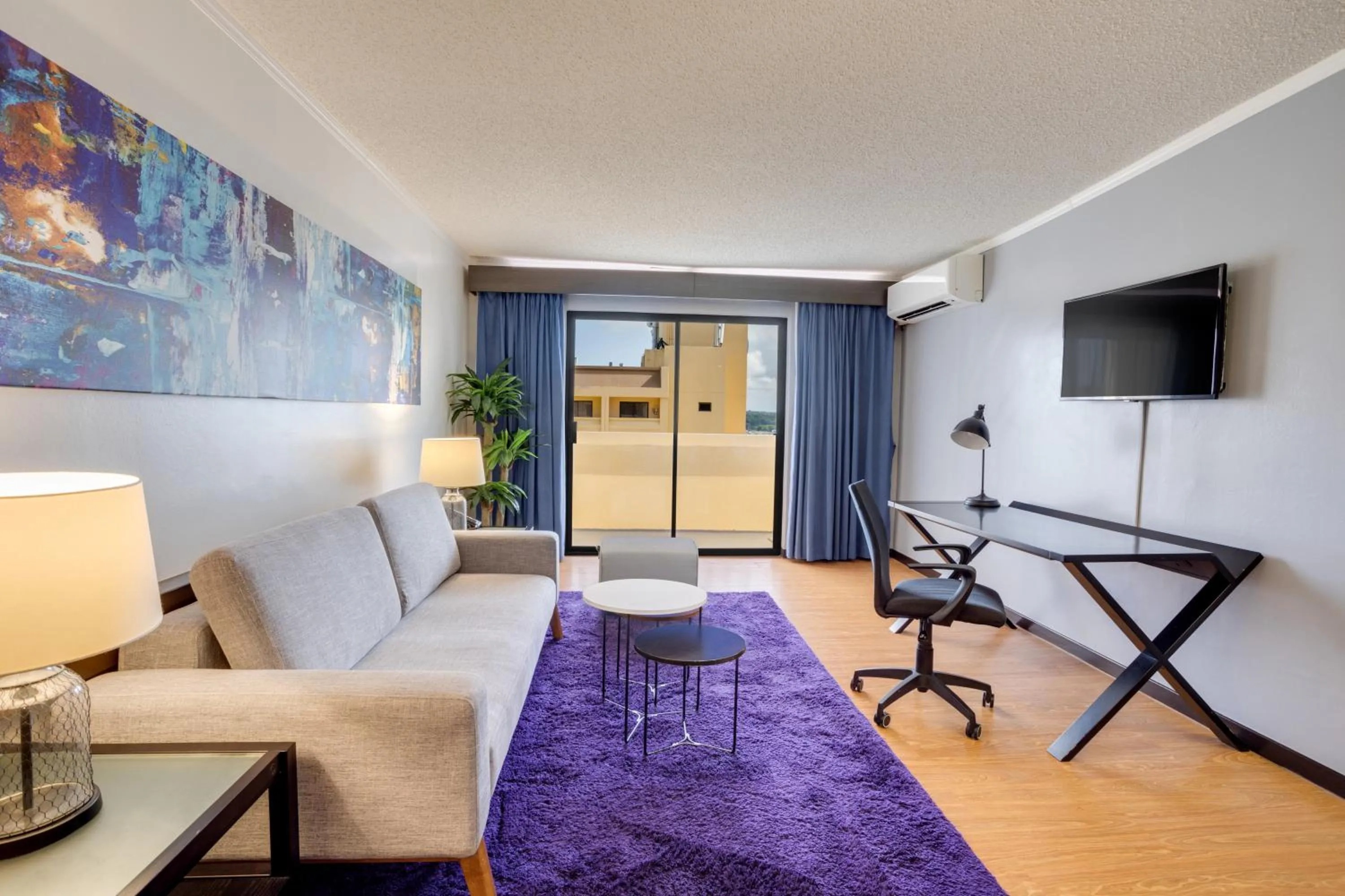 Living room in Guam Plaza Resort