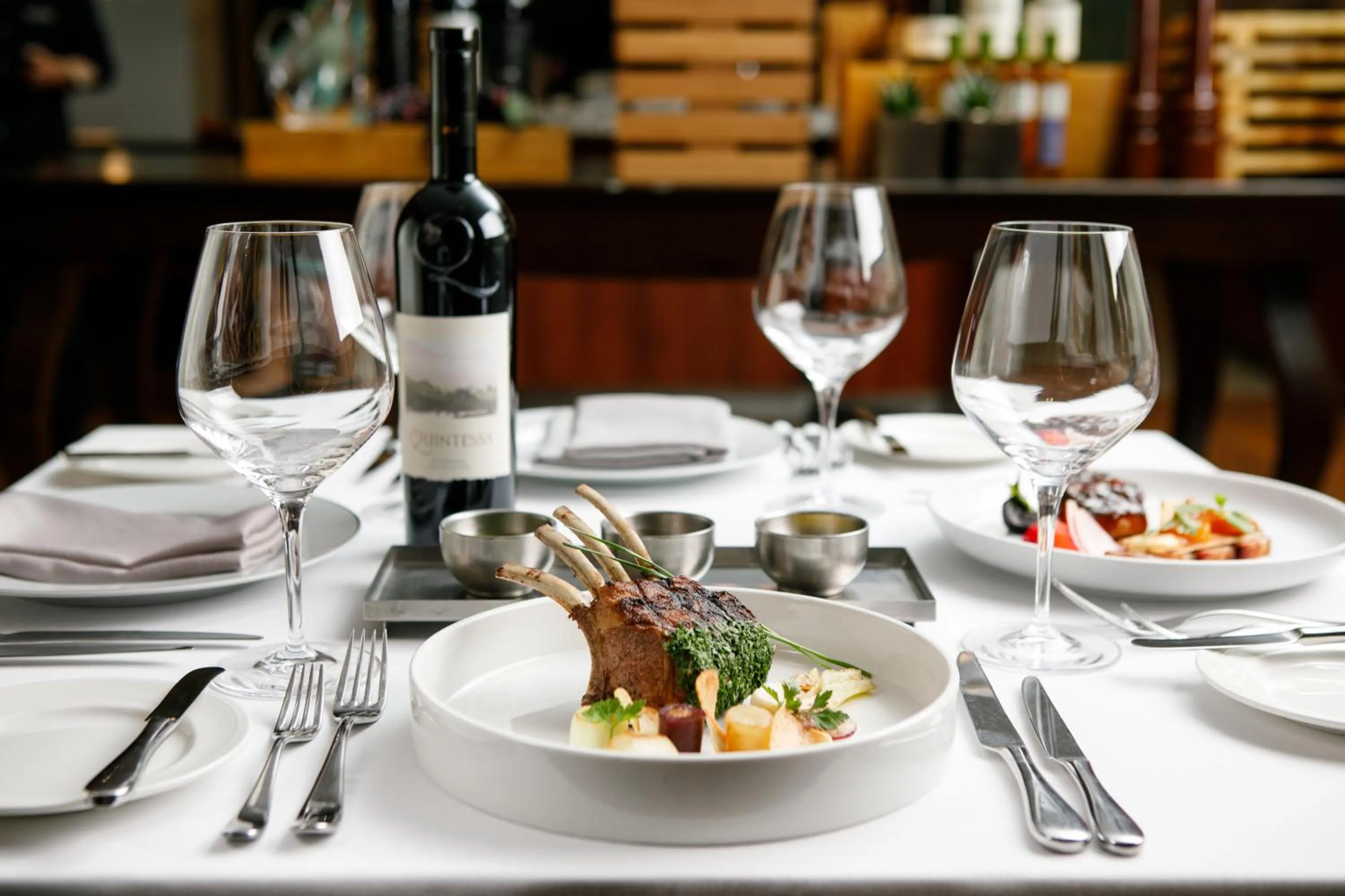 Restaurant/places to eat in Guam Plaza Resort