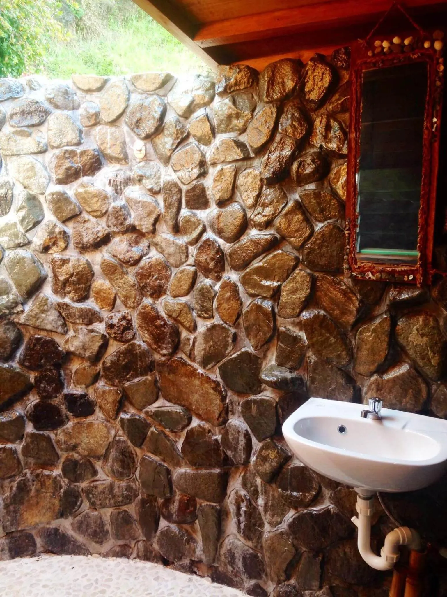 Day in Naveria Heights Lodge