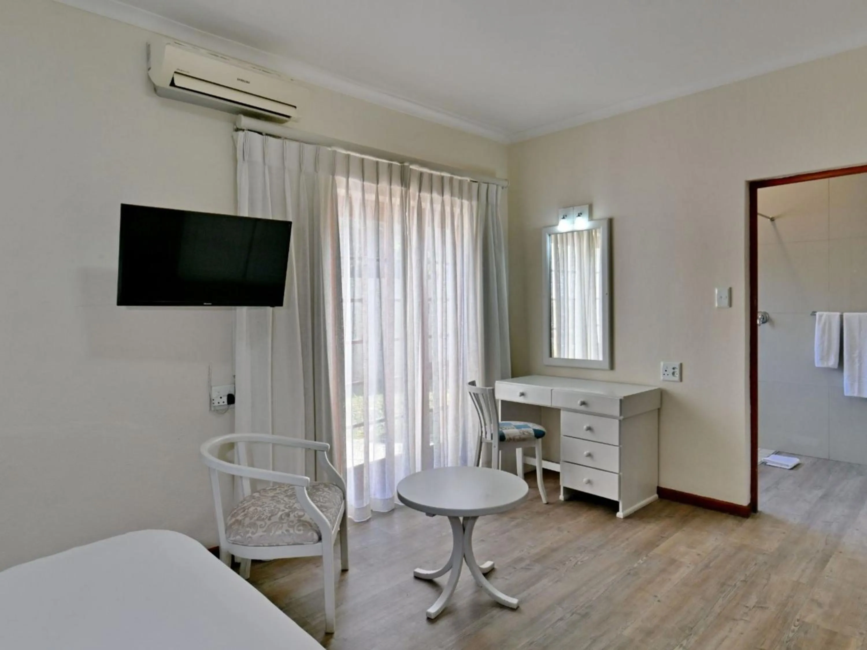 Bed in ANEW Resort Wilderness Garden Route