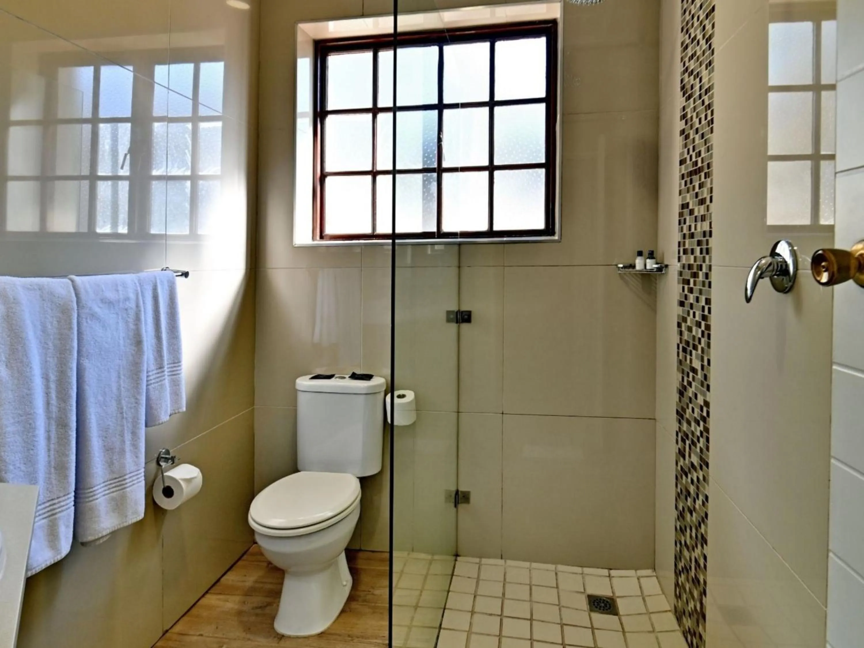 Shower in ANEW Resort Wilderness Garden Route