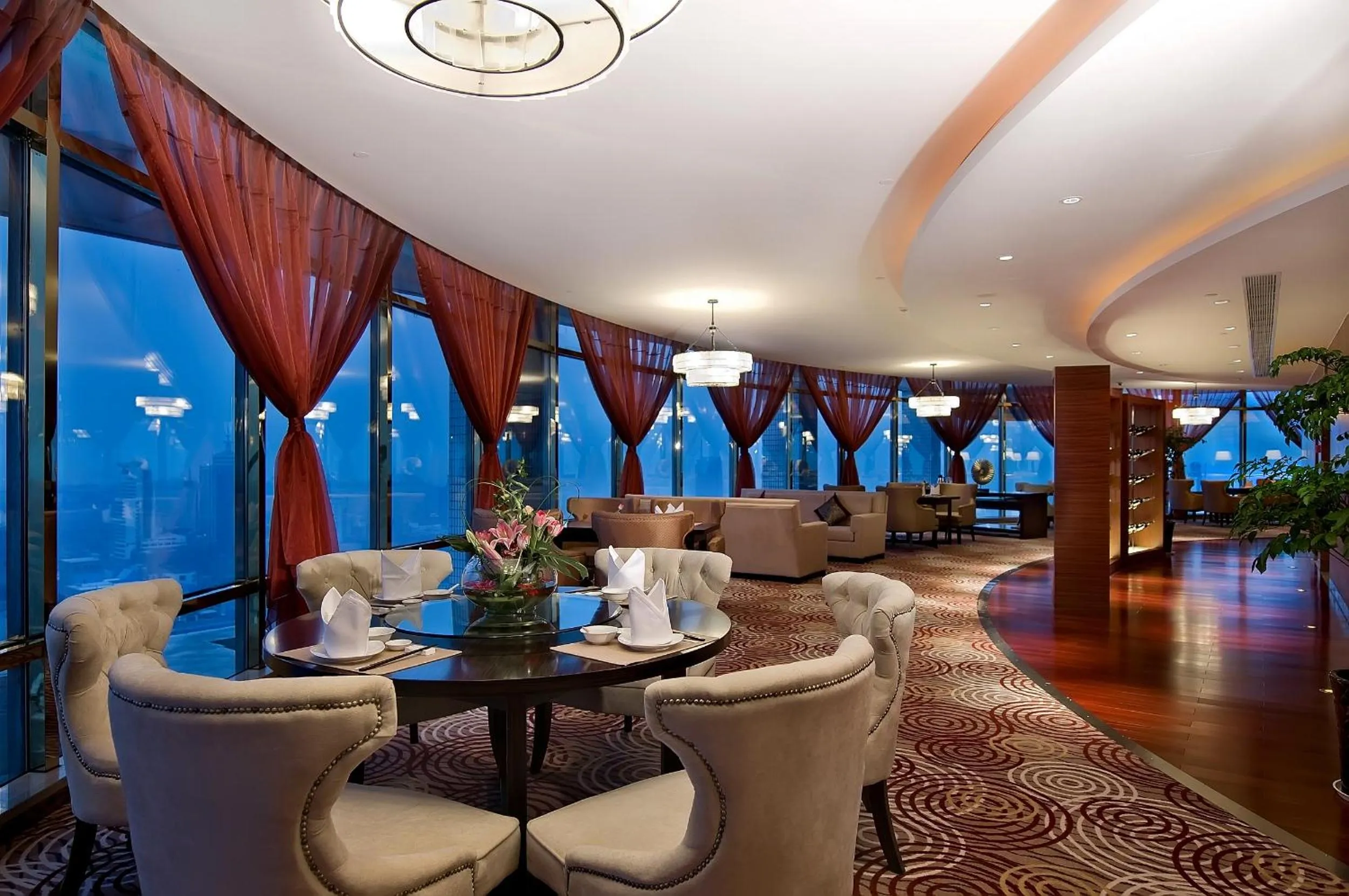 Restaurant/places to eat, Lounge/Bar in Landison Plaza International Hotel