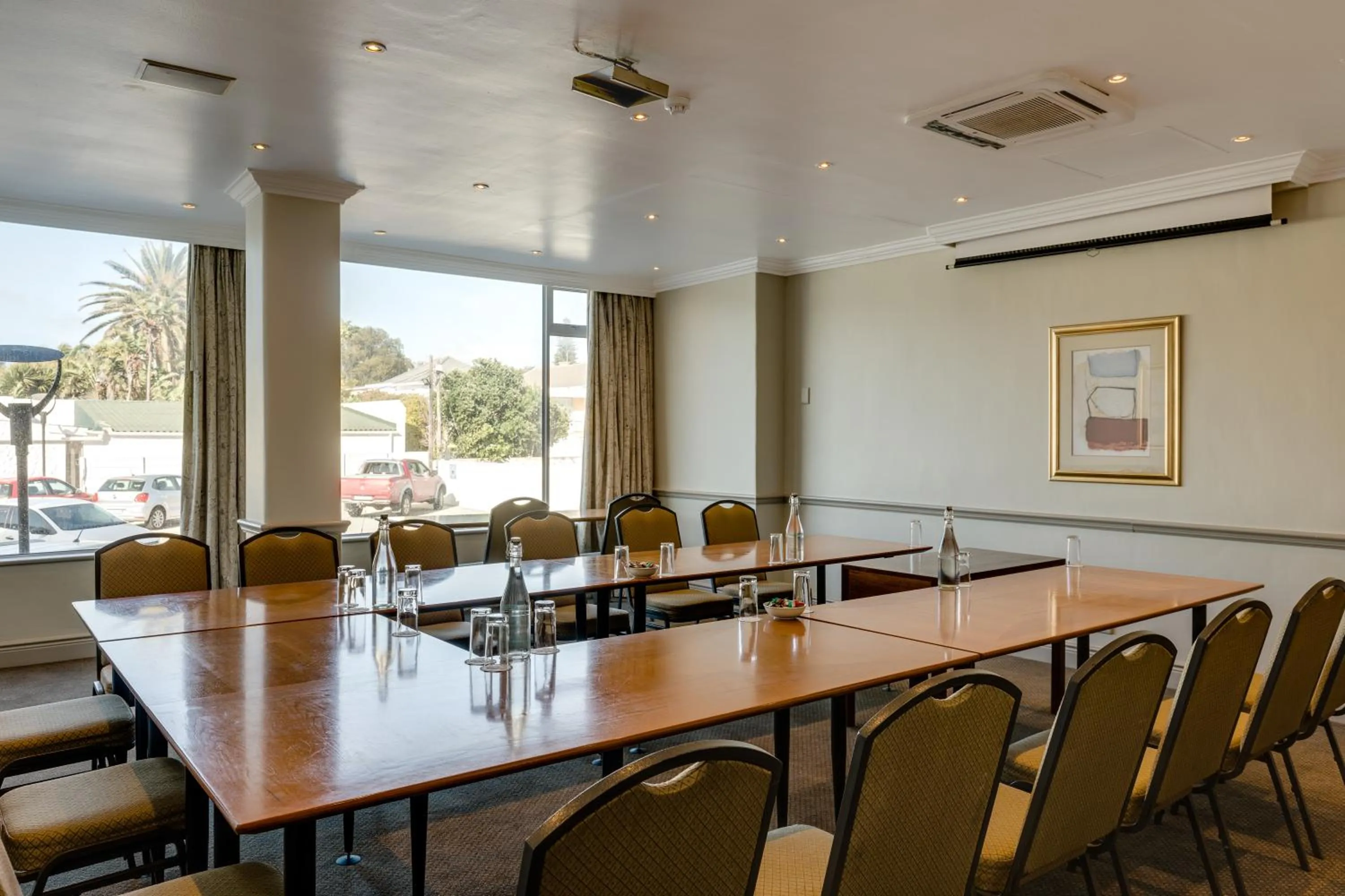 Meeting/conference room in Southern Sun The Marine