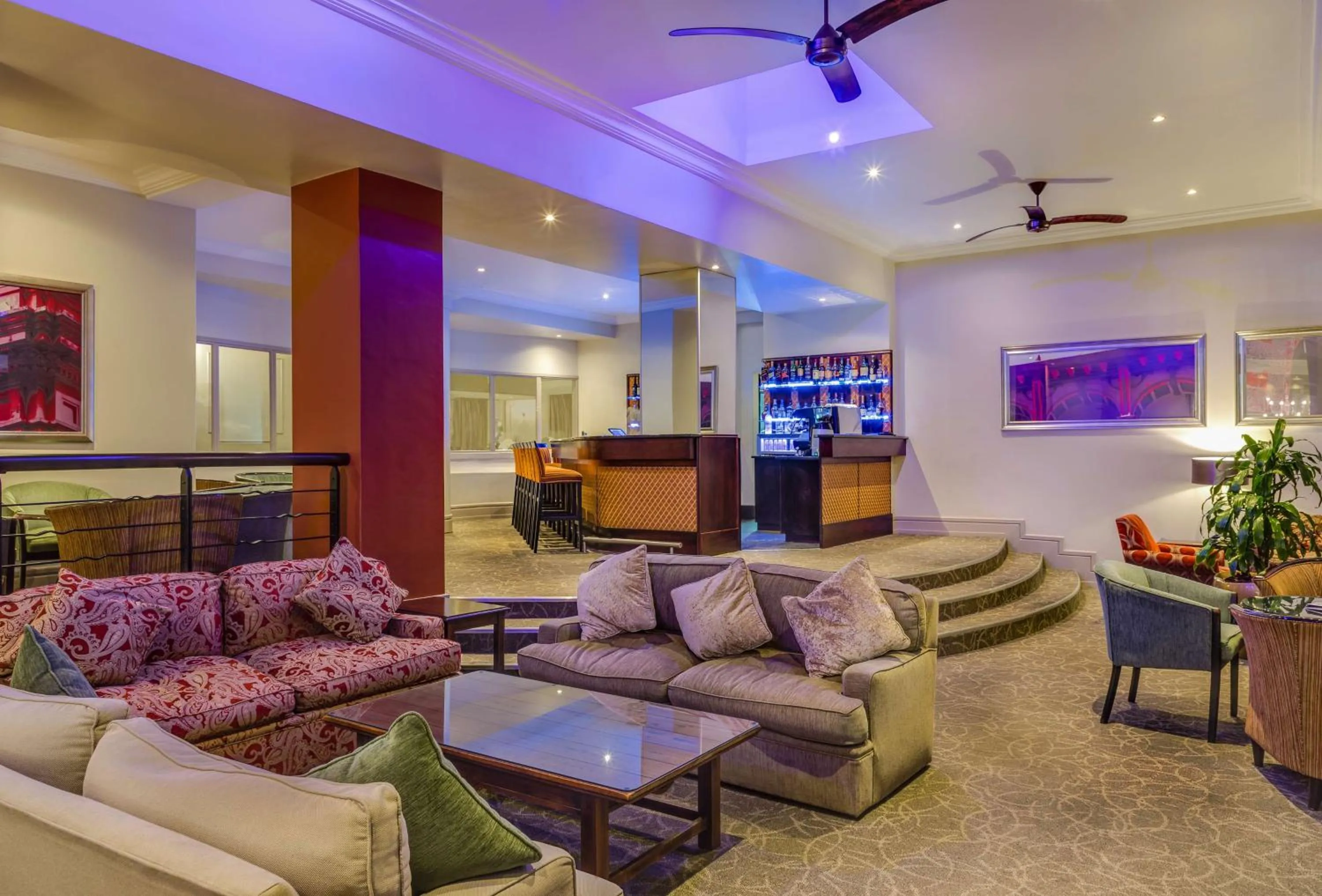 Lounge or bar in Southern Sun The Marine