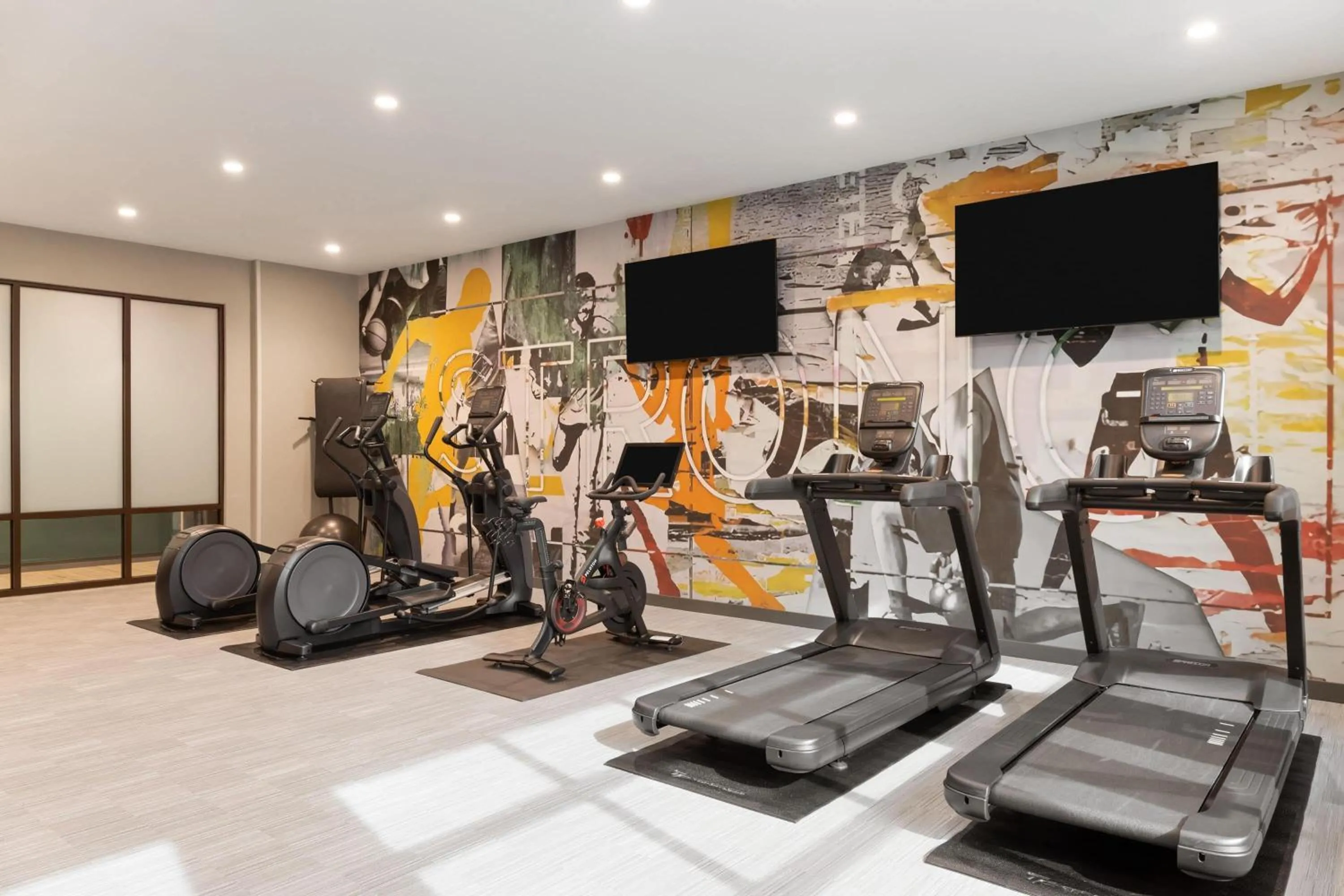 Fitness centre/facilities in Hawthorn Extended Stay by Wyndham Leavenworth