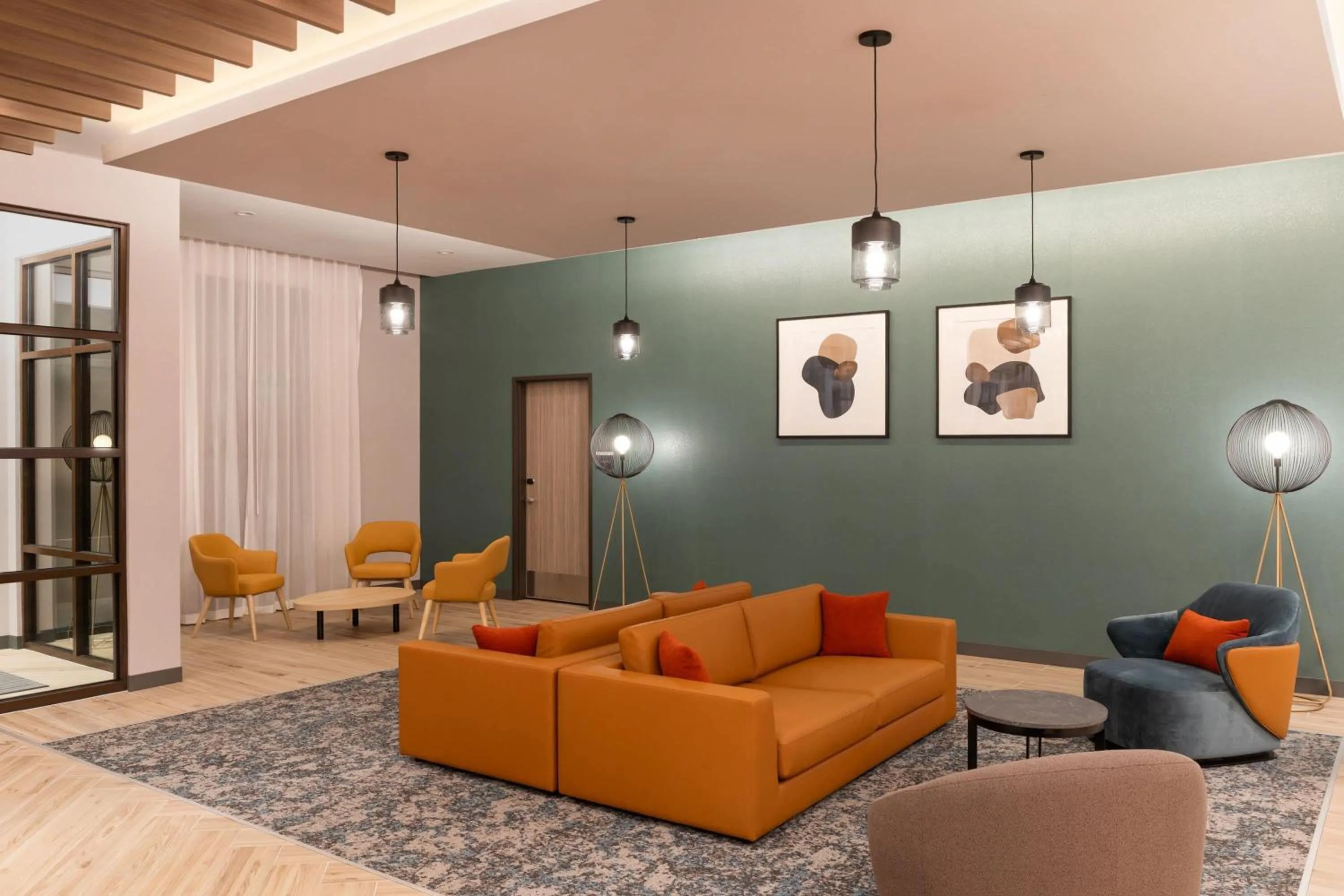 Lobby or reception in Hawthorn Extended Stay by Wyndham Leavenworth