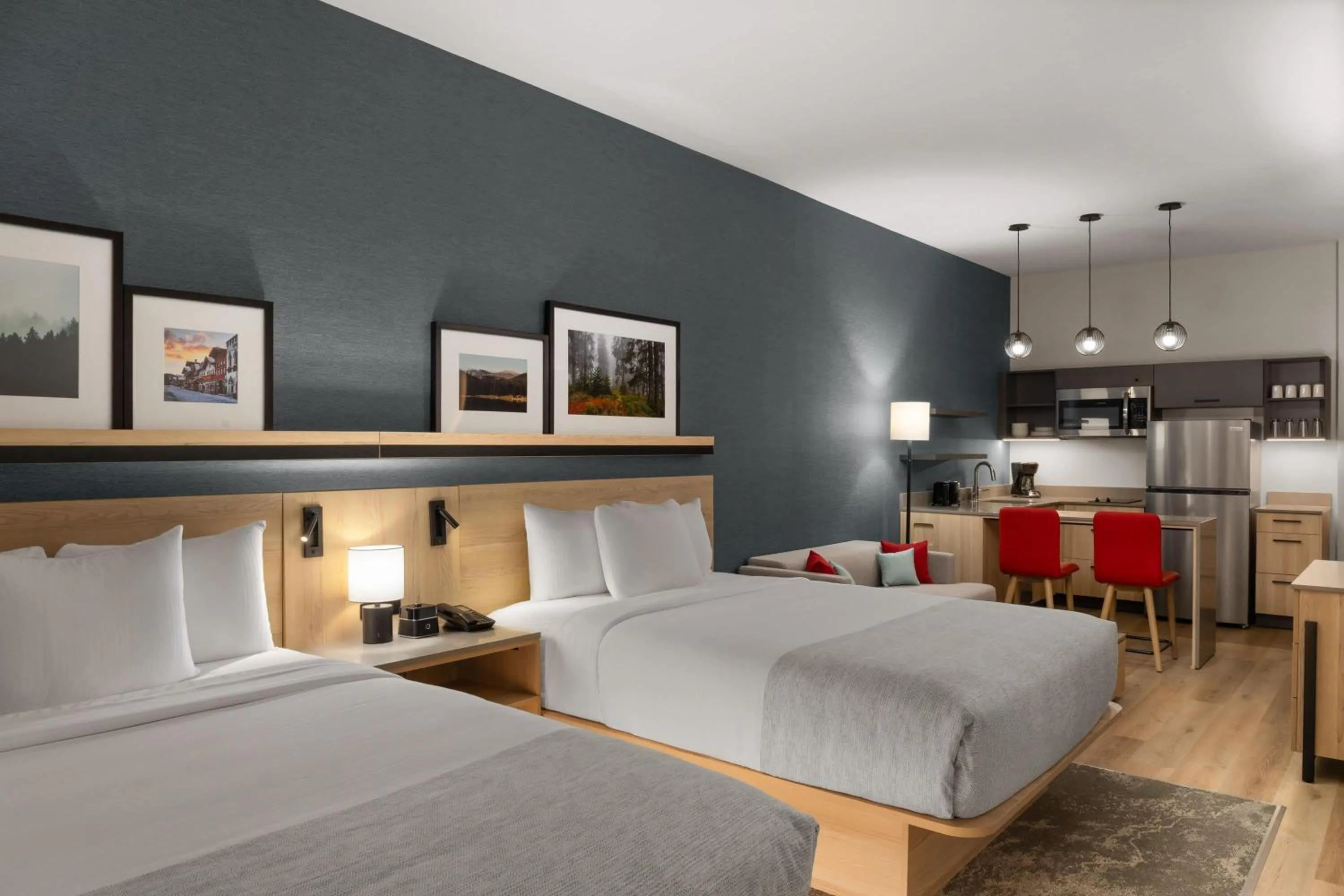 Photo of the whole room, Bed in Hawthorn Extended Stay by Wyndham Leavenworth