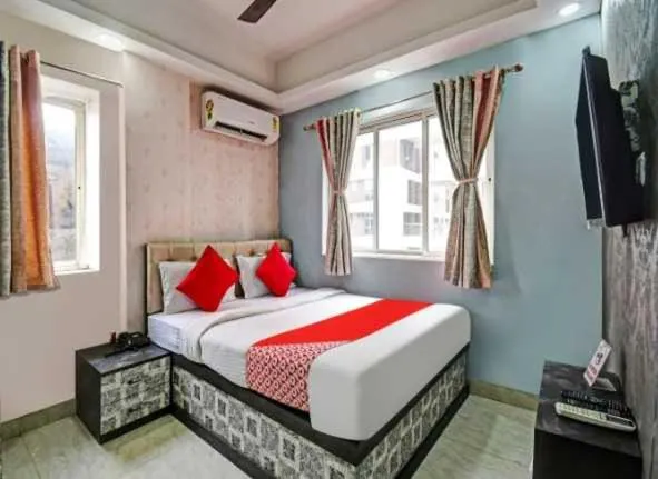 Bedroom, Bed in Hotel O by OYO Paradise Guest House