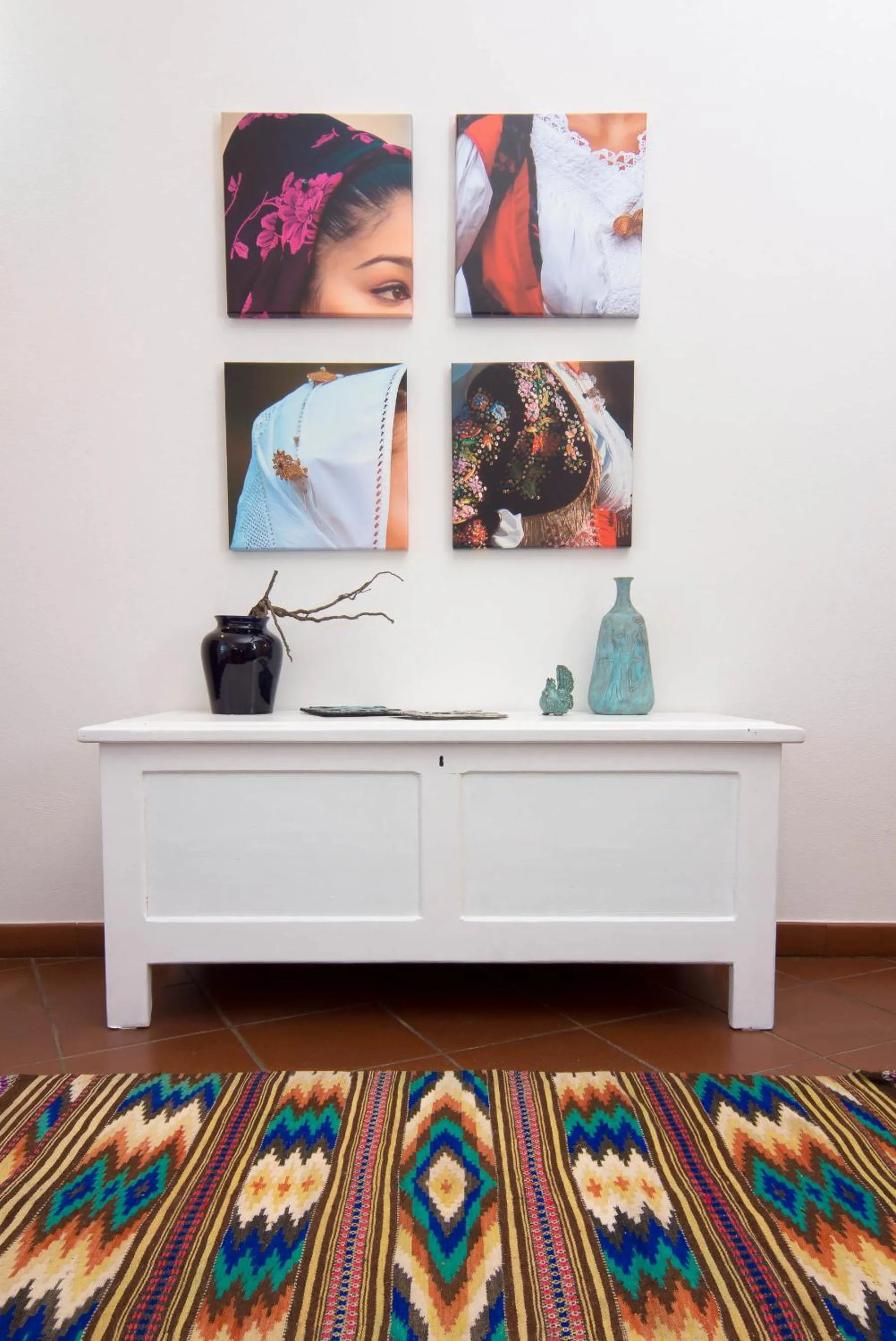 Decorative detail in B&B Salighes