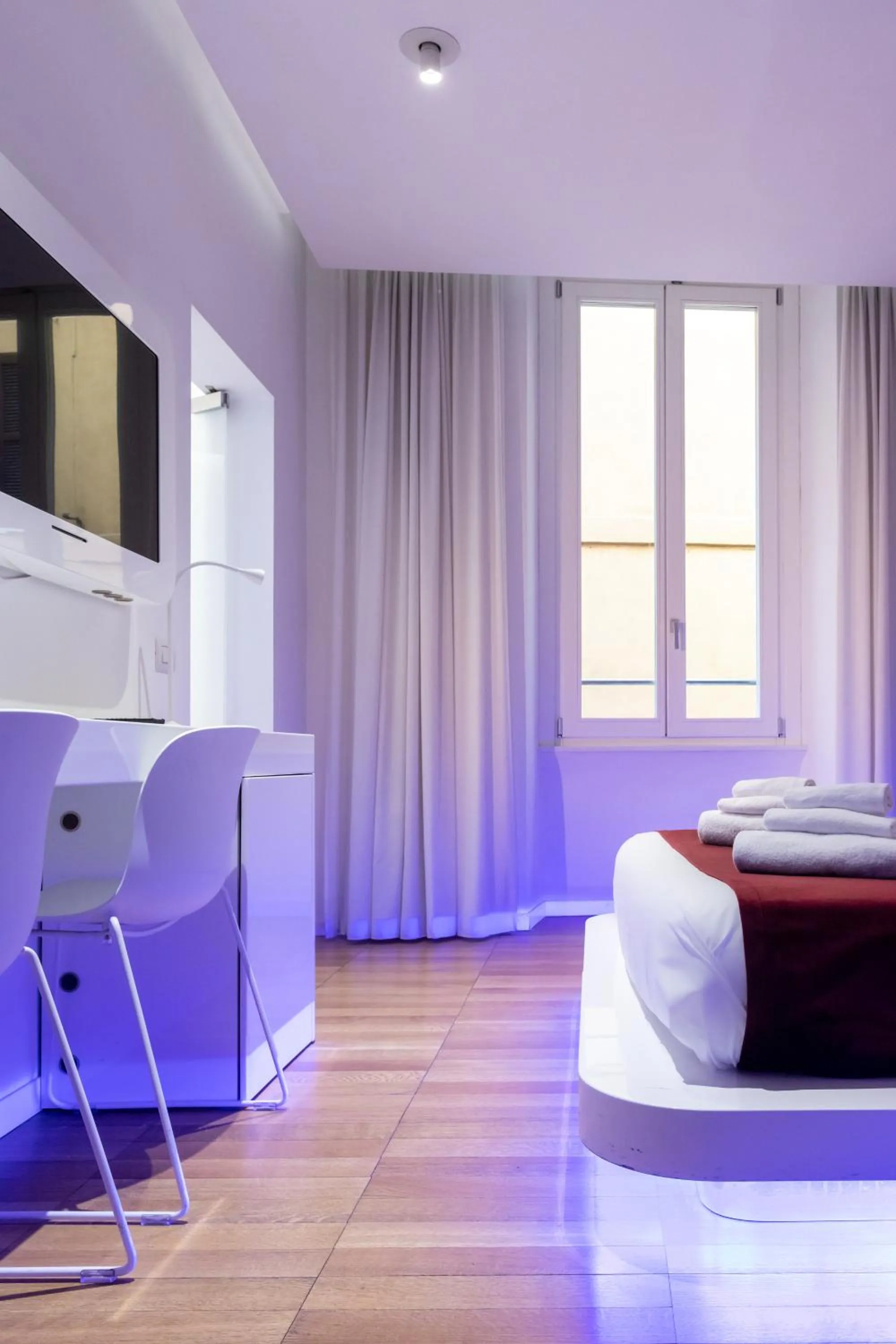 Photo of the whole room, Bed in Trevi Elite Rome