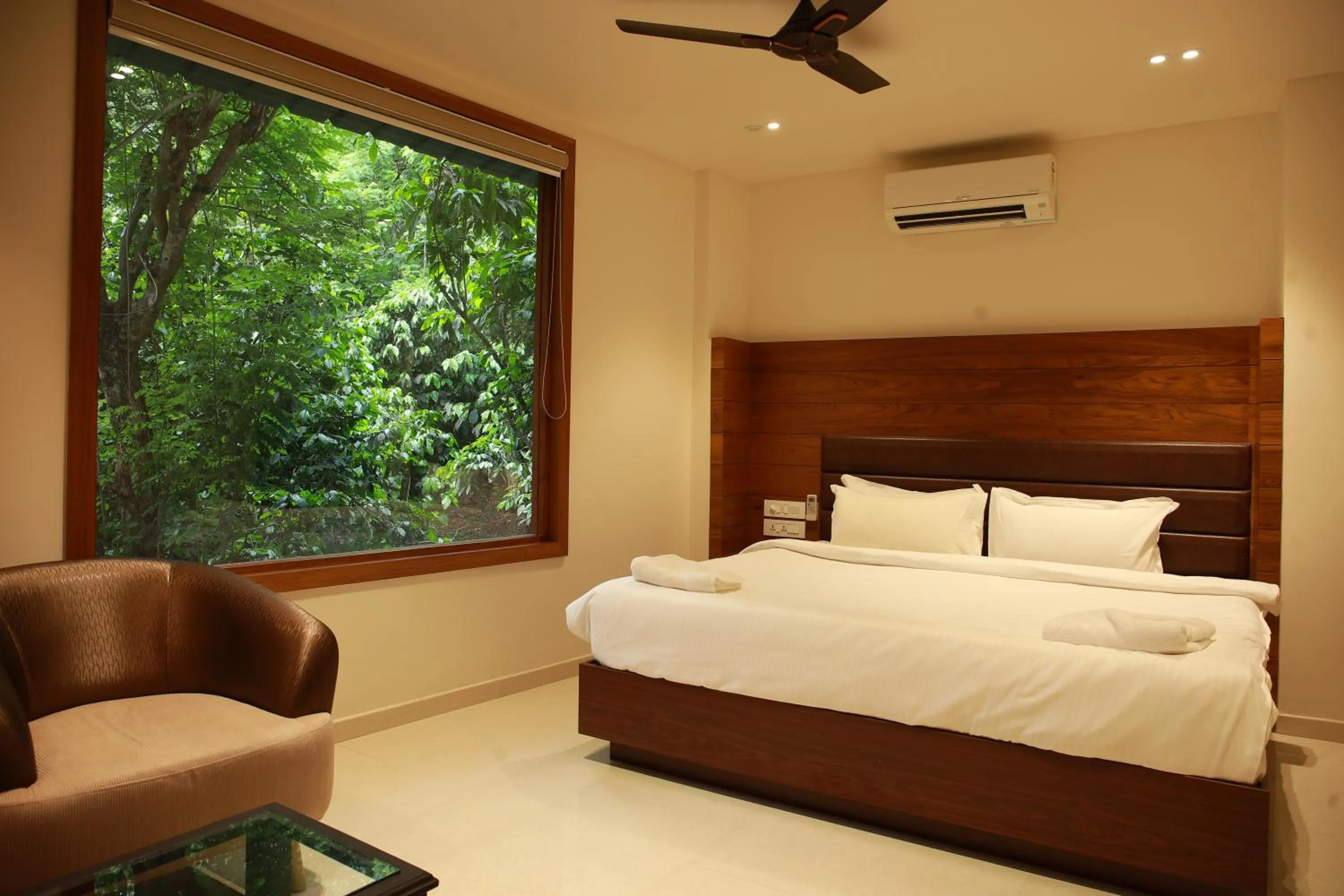 Bed in Wild Saga