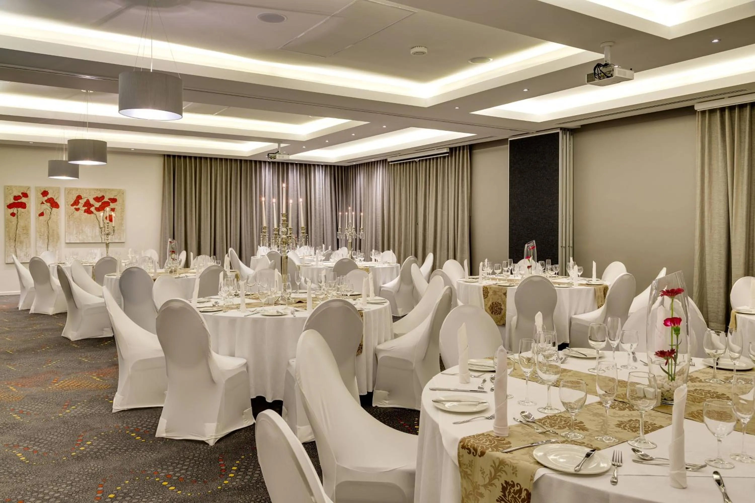 Meeting/conference room in Protea Hotel by Marriott Cape Town Tyger Valley