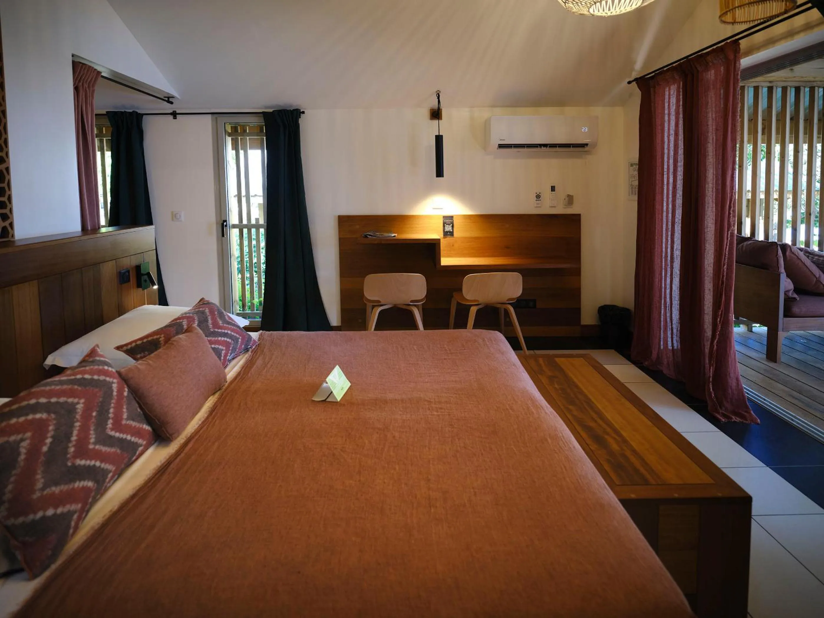 Bed in Le Jardin Maore