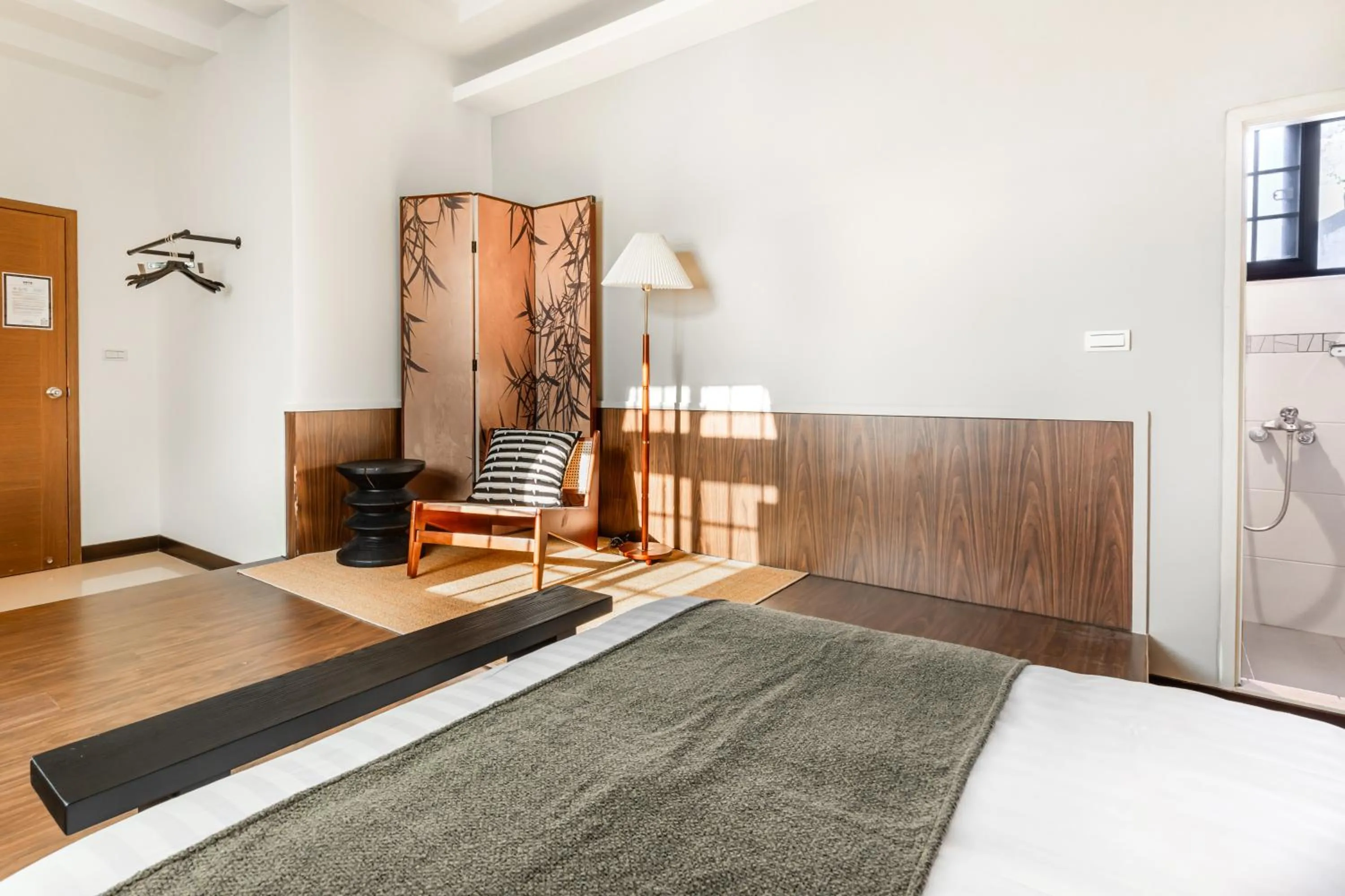 Photo of the whole room, Bed in Harmony Smart Stay