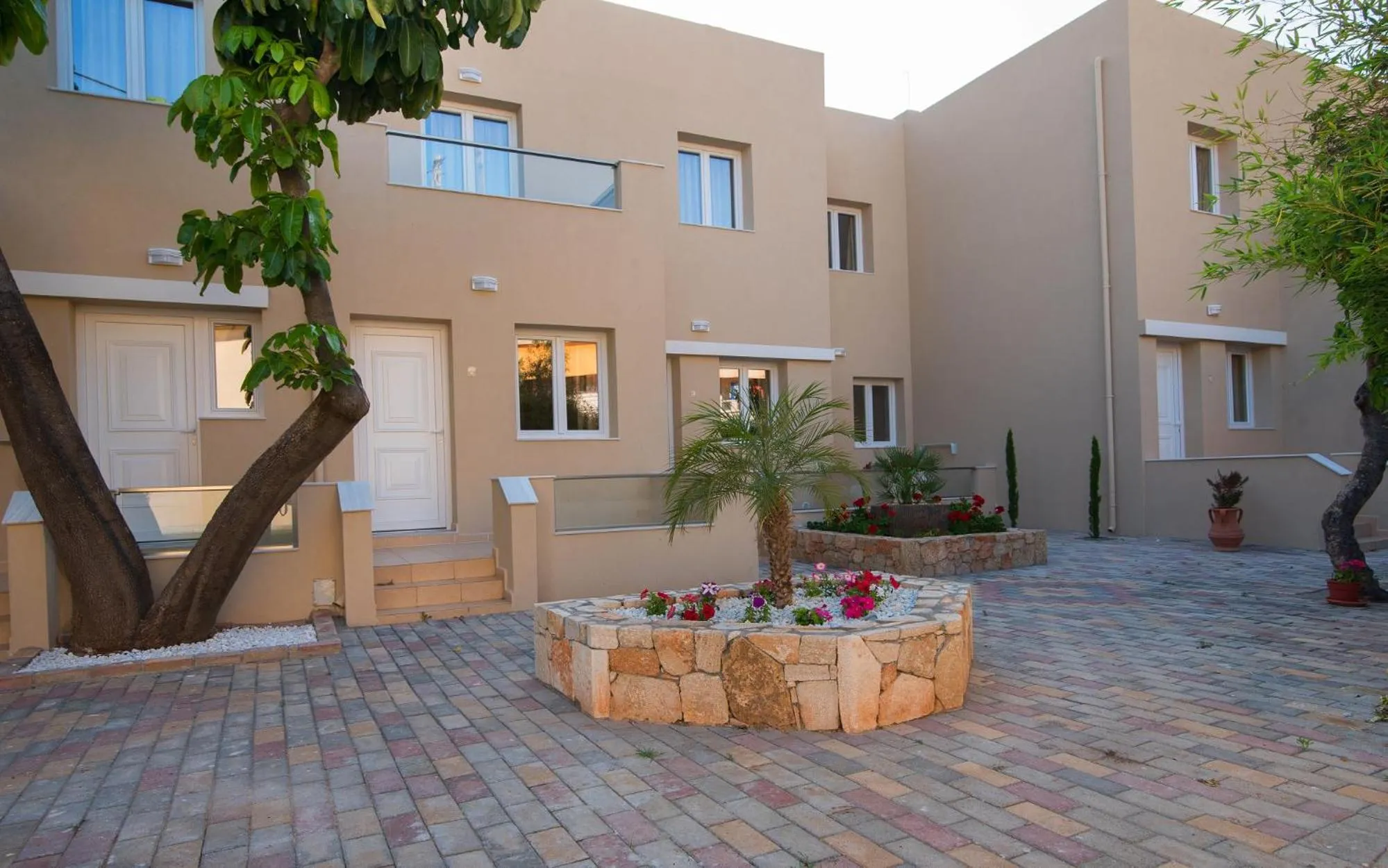 Property building in Blue Sky Apartments