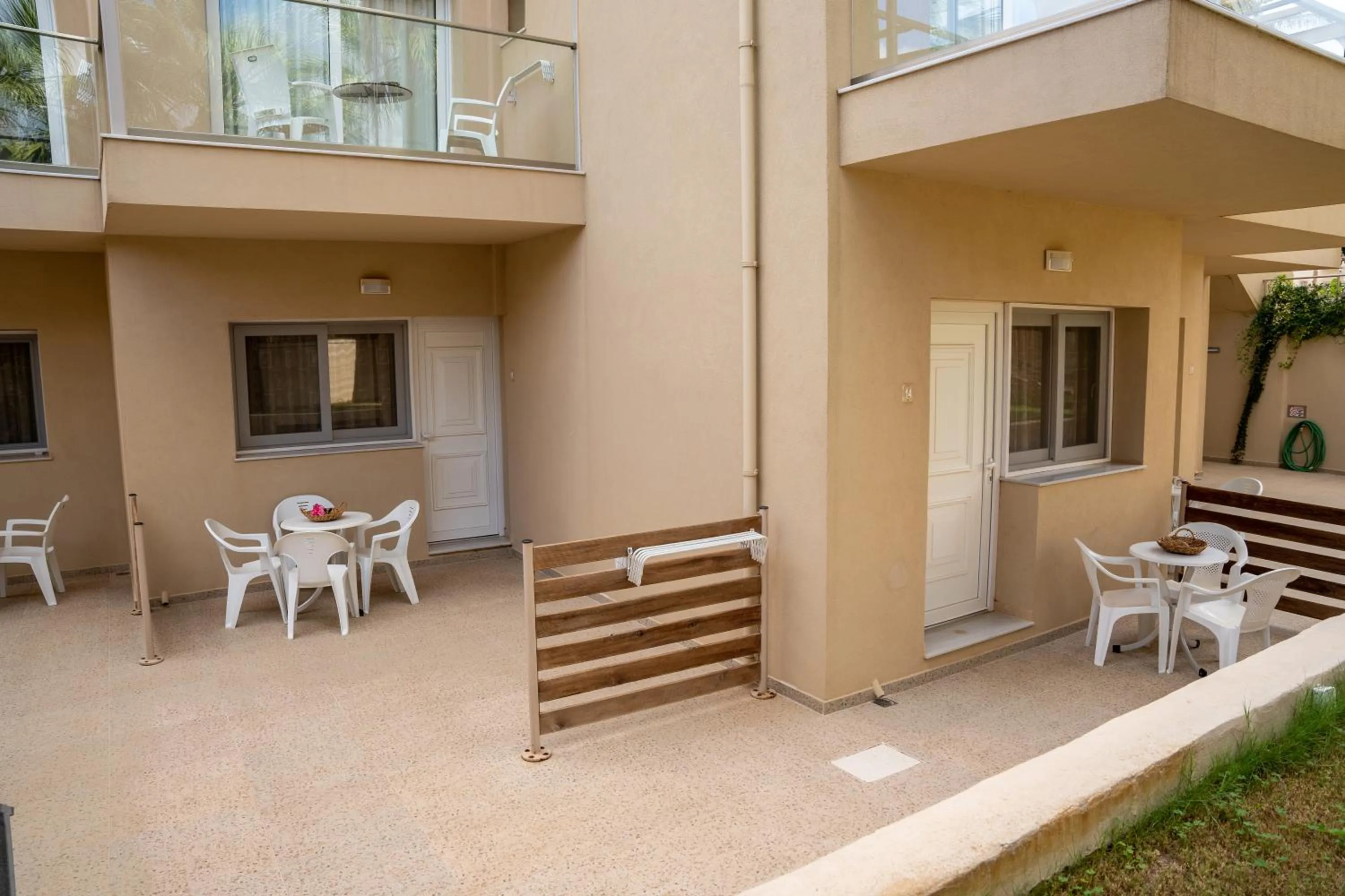 Facade/entrance in Blue Sky Apartments