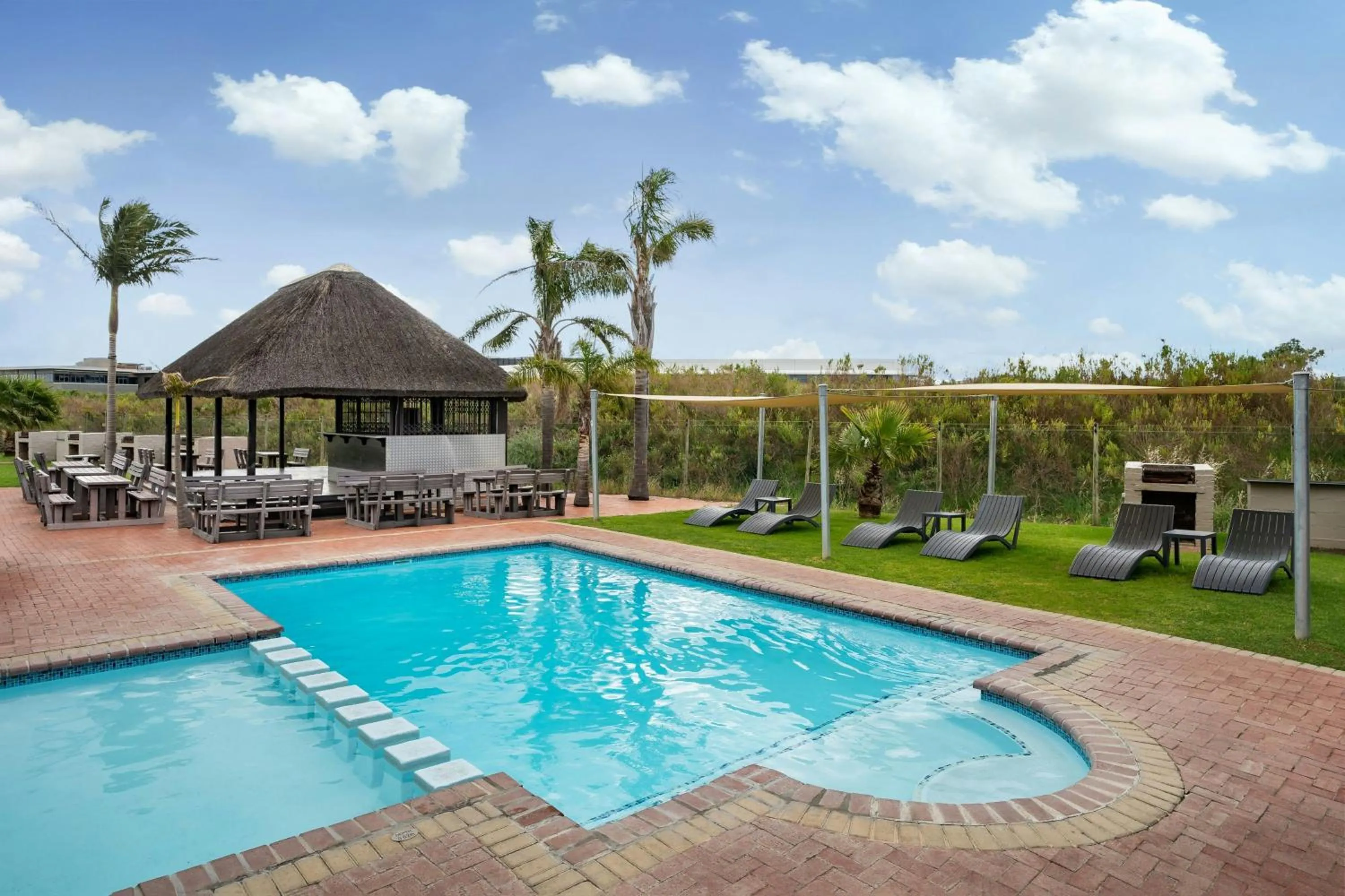 Swimming pool in Protea Hotel by Marriott Stellenbosch & Conference Centre